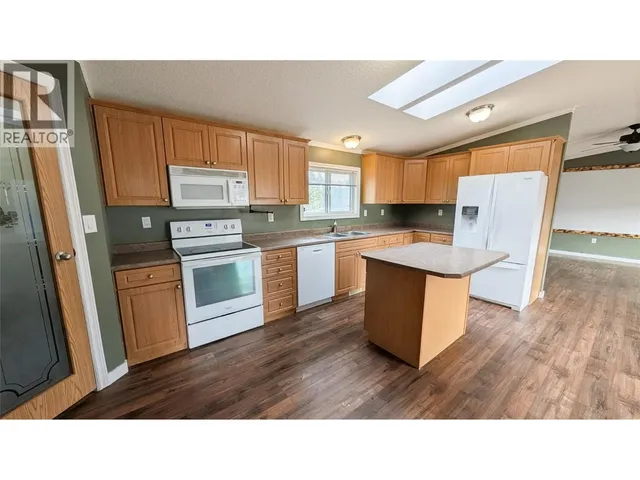 4811 CRESCENTWOOD DRIVE, Edgewater 5