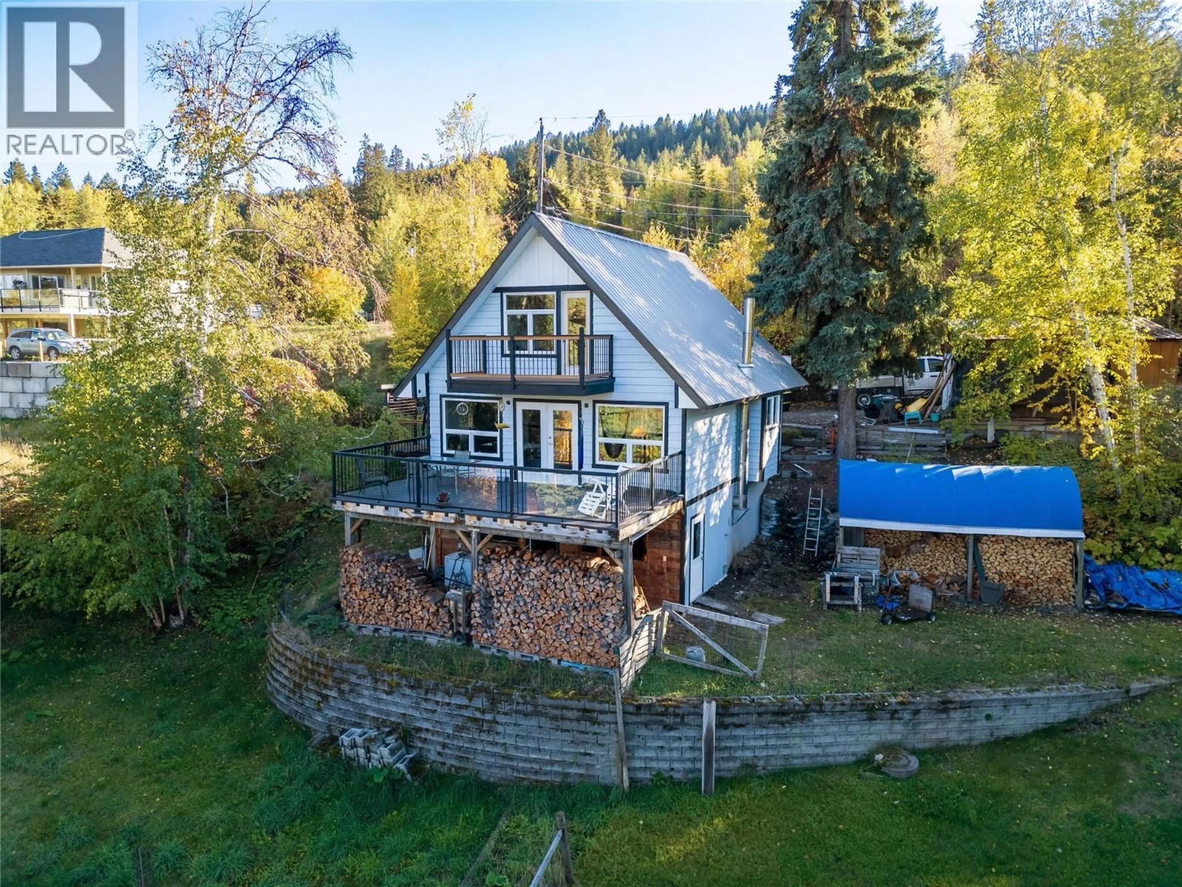 A pic from outside/outdoor area/front of a property/back of a property/a pic from drone, unknown for 3324 POWELL ROAD, Kamloops British Columbia V0E3E1