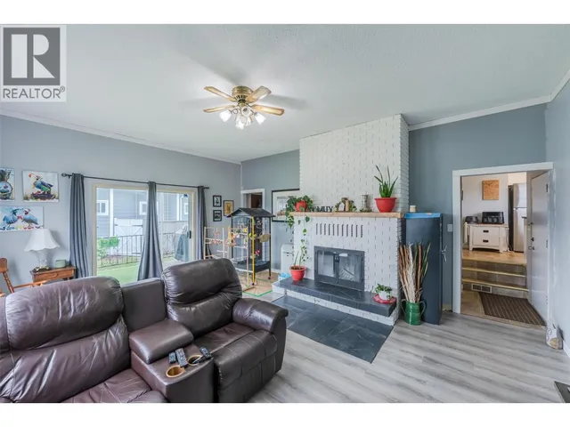 7503 HOWIS CRESCENT, Summerland 4