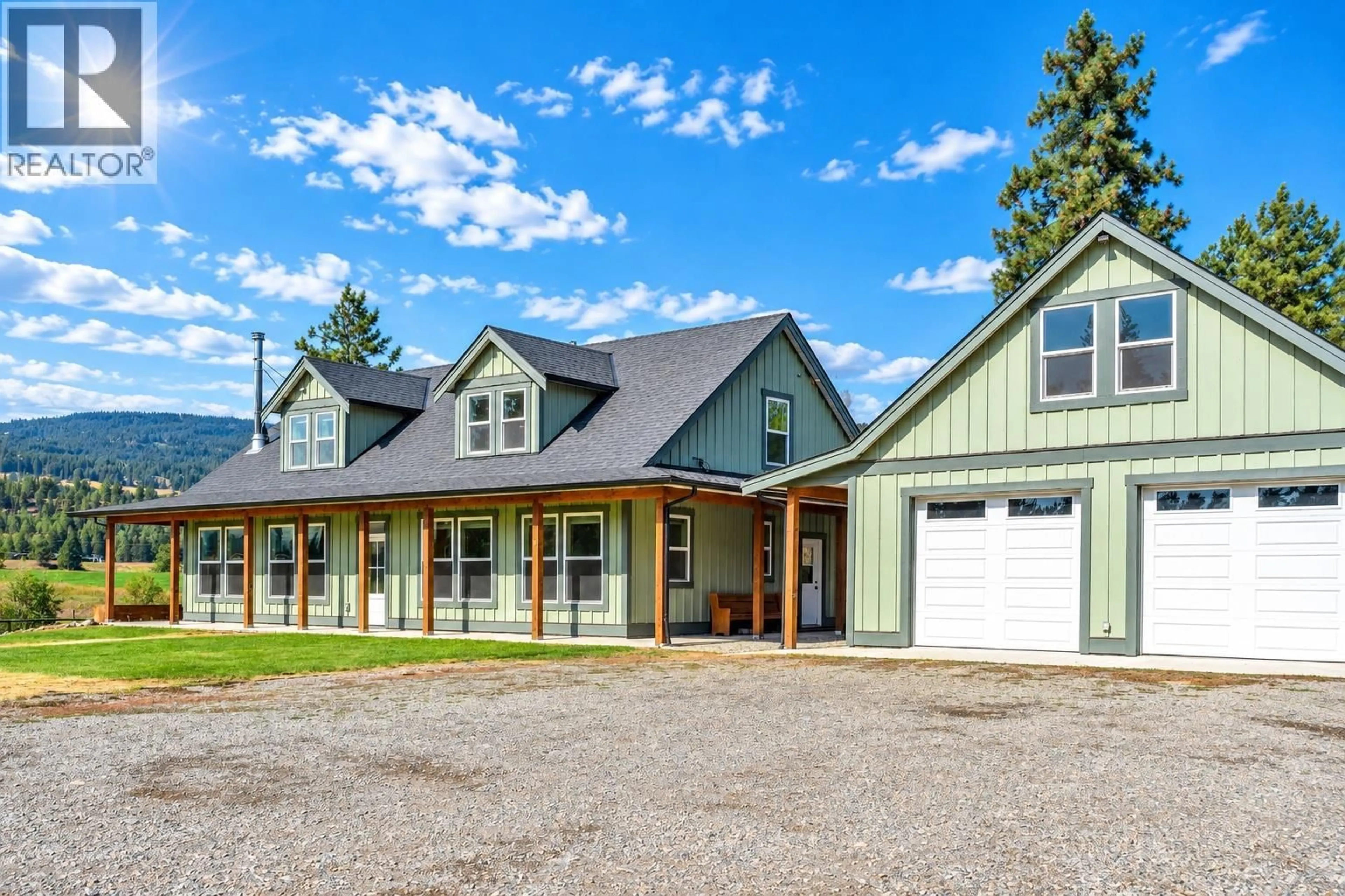 Home with vinyl exterior material, unknown for 422 HUEY ROAD, Princeton British Columbia V0X1W0
