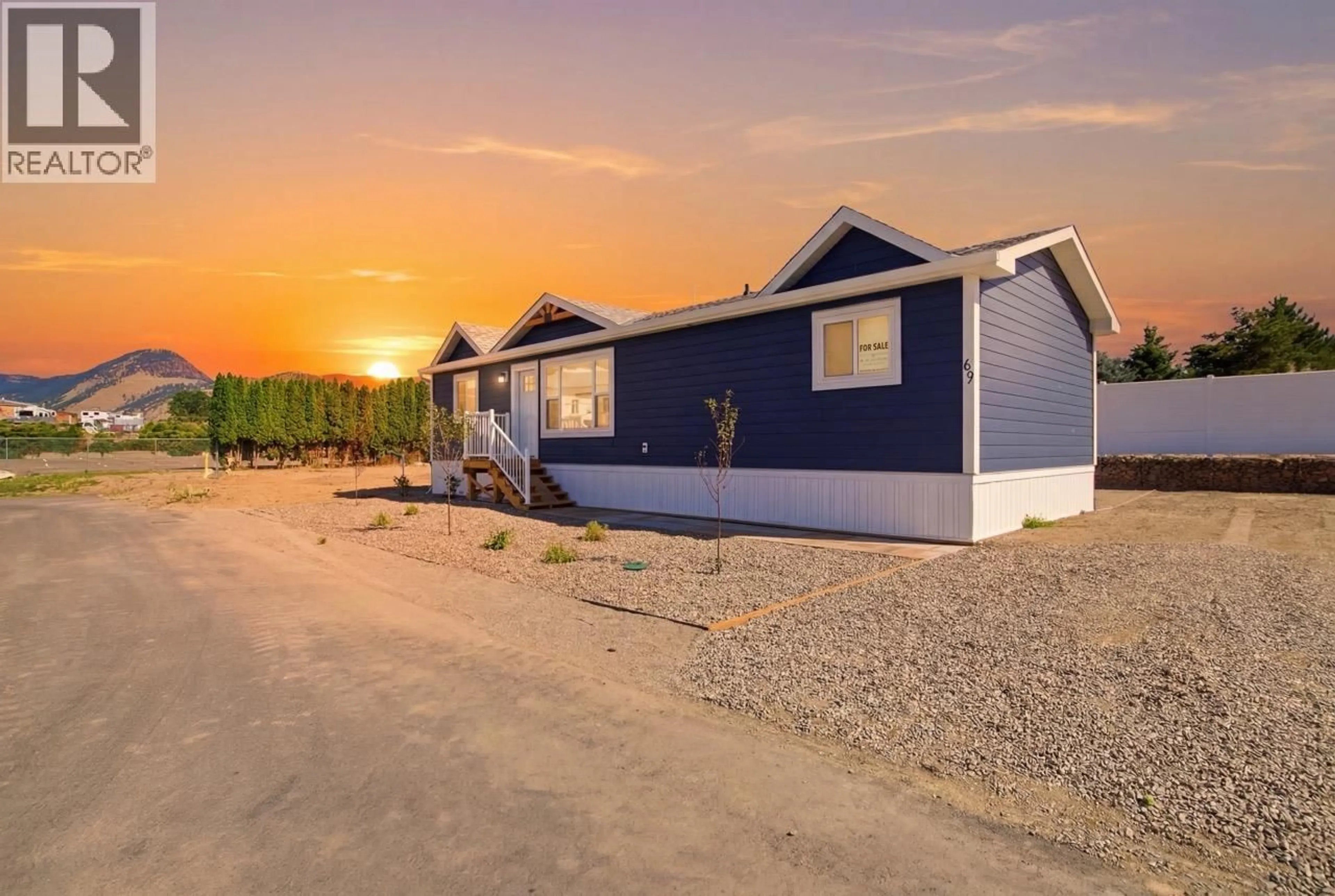 Home with vinyl exterior material, street for 69 - 1375 ORD ROAD, Kamloops British Columbia V2B7V3