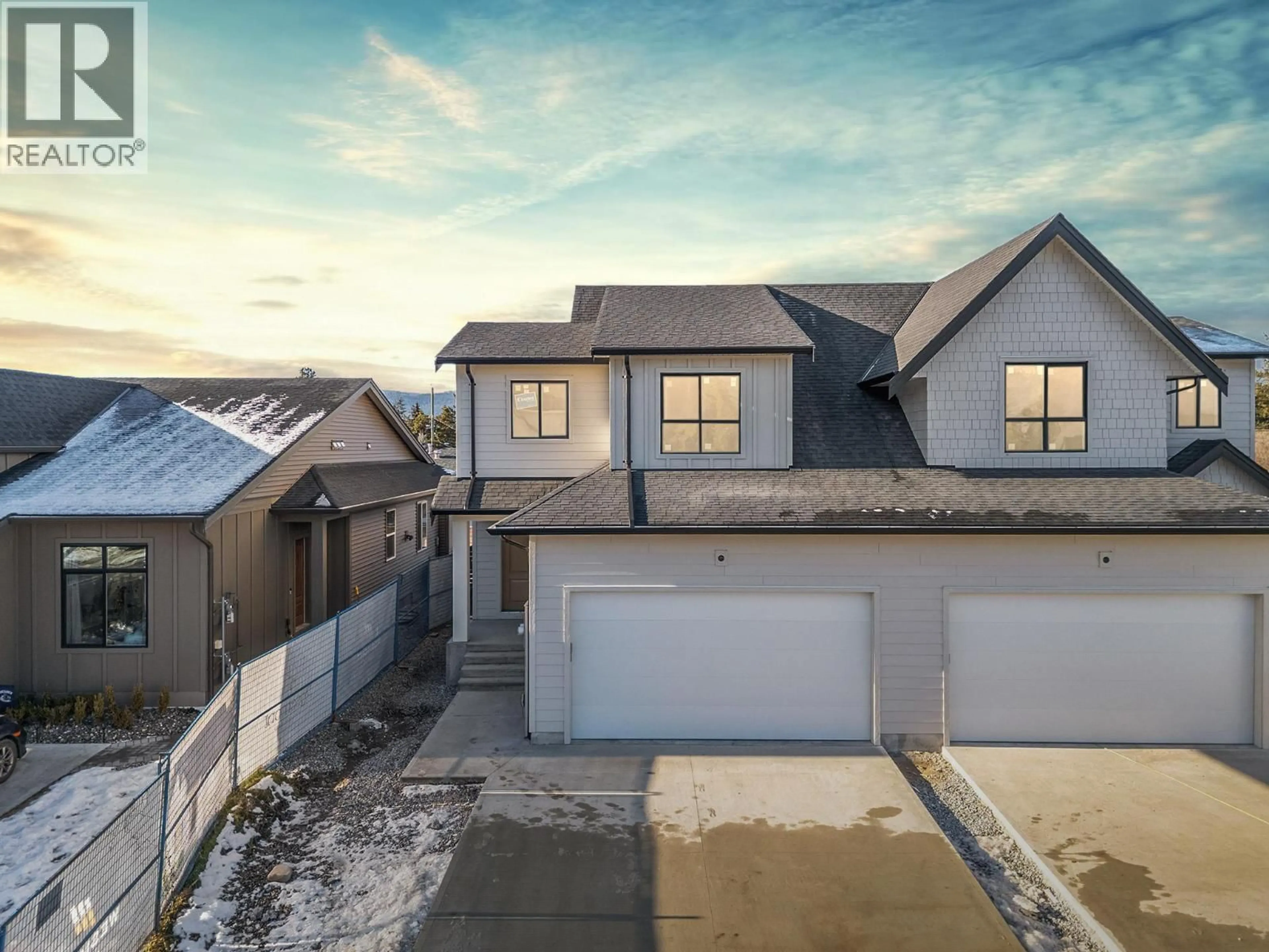 A pic from outside/outdoor area/front of a property/back of a property/a pic from drone, street for 101 - 2467 BRADLEY DRIVE, Armstrong British Columbia V4Y0Y4
