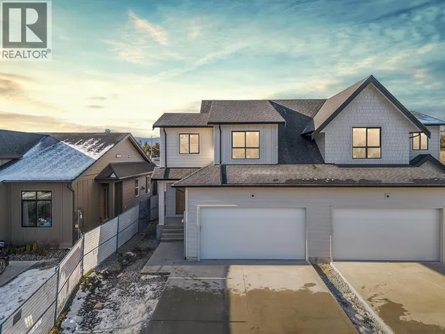 101 - 2467 BRADLEY DRIVE, Armstrong 3