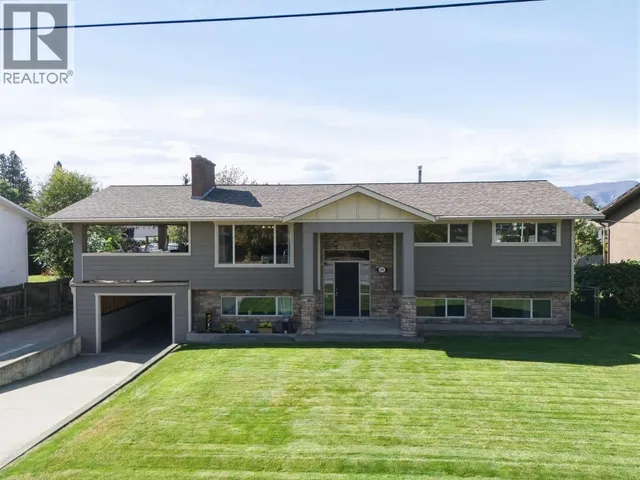 620 ZIPRICK ROAD, Kelowna 2