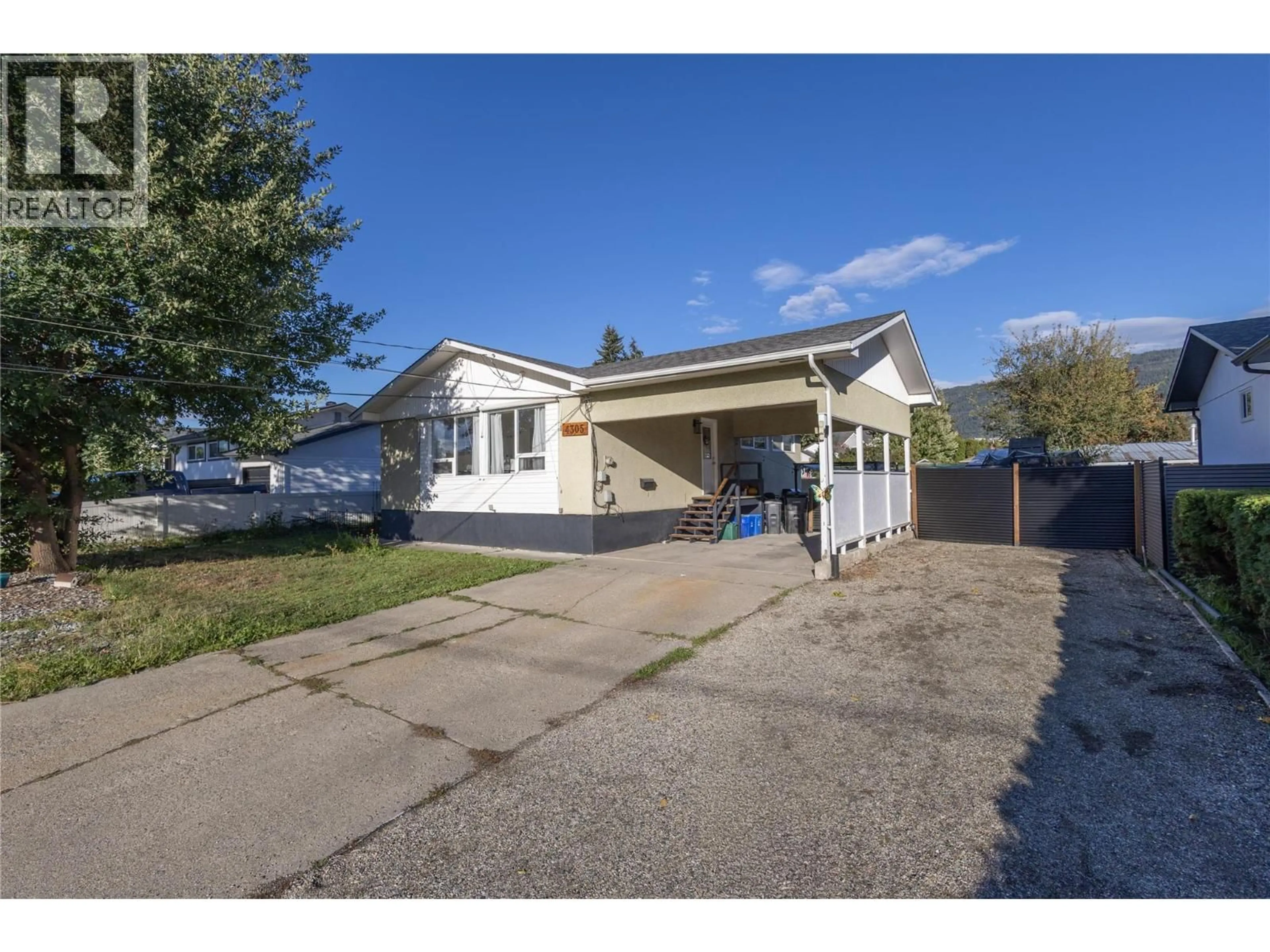 Home with vinyl exterior material, street for 4305 24 STREET, Vernon British Columbia V1T4N9