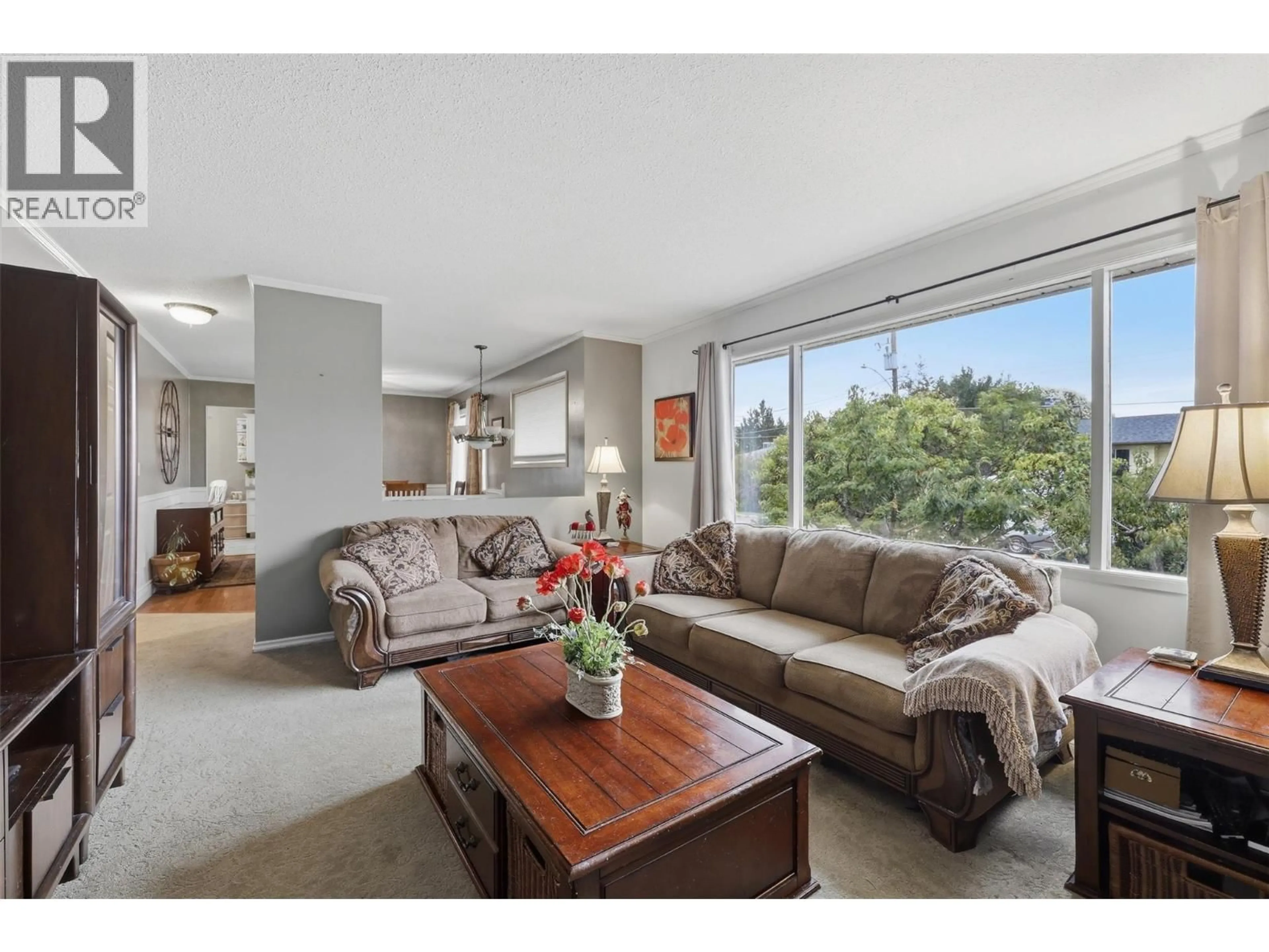Living room with furniture, unknown for 723 MOODY PLACE, Kamloops British Columbia V2B8B1