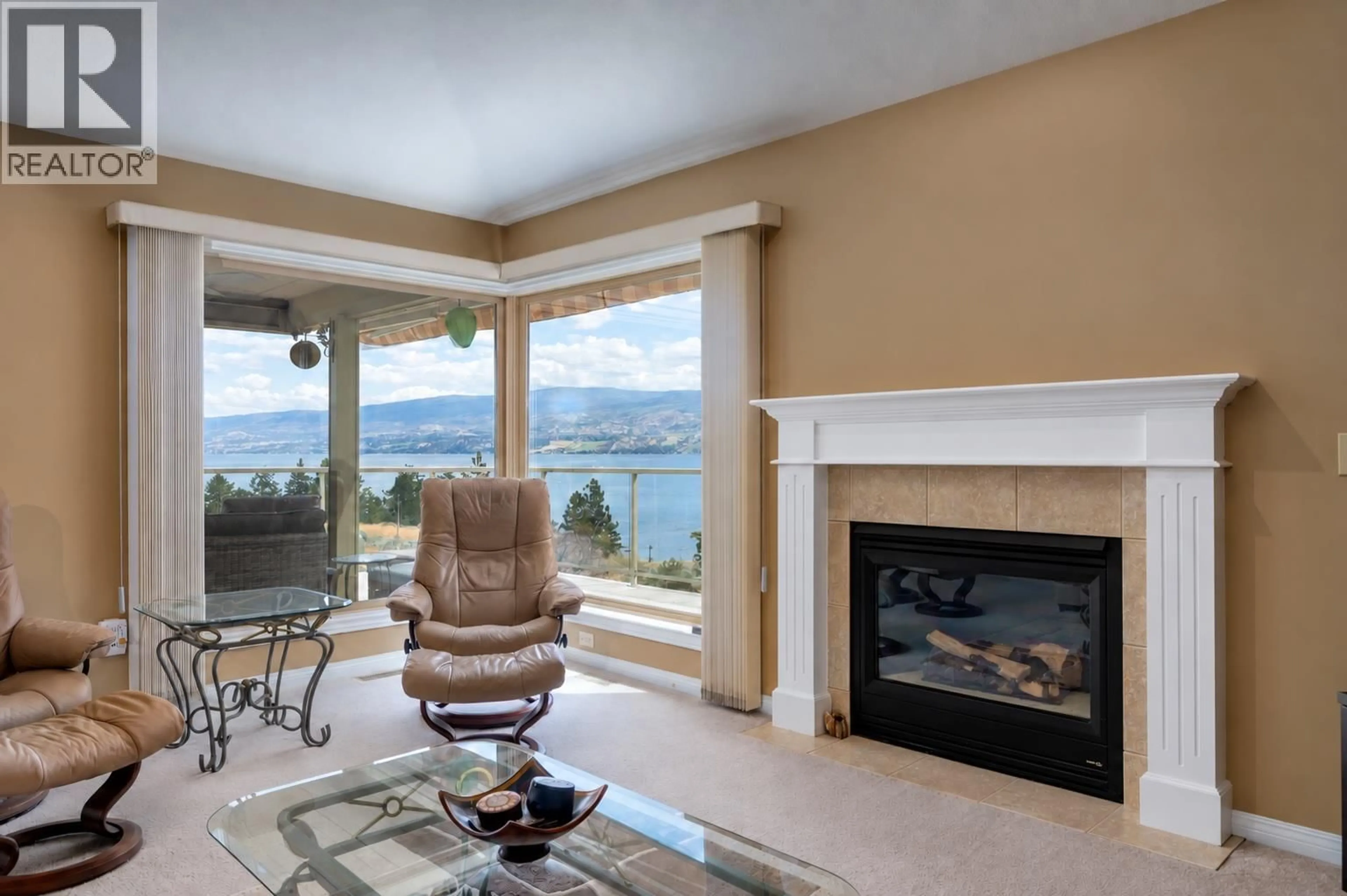 Living room with furniture, ceramic/tile floor for 221 - 4074 GELLATLY ROAD, West Kelowna British Columbia V4T2S8