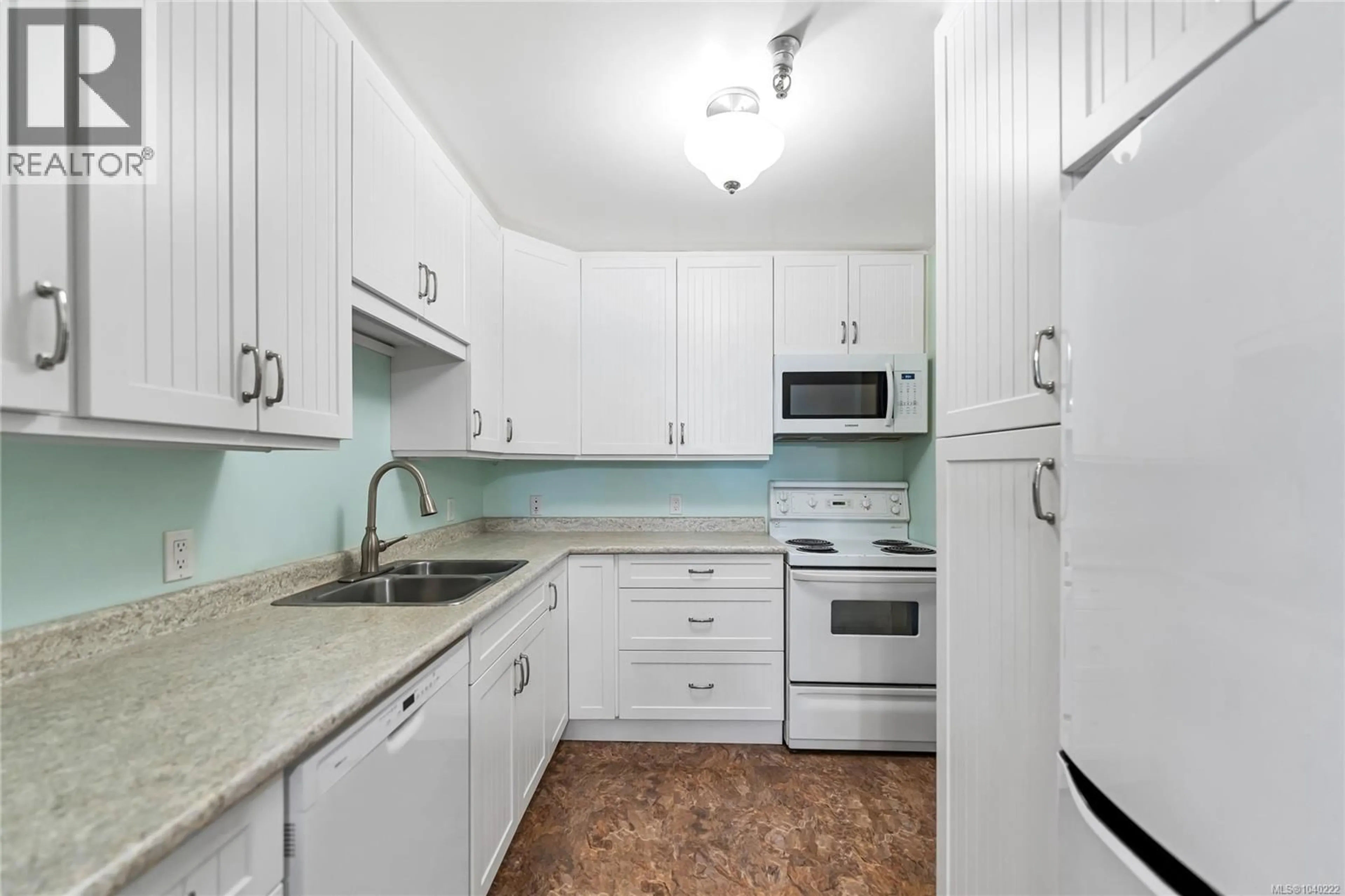 Standard kitchen, ceramic/tile floor for 212 - 73 GORGE ROAD WEST, Saanich British Columbia V9A1L9