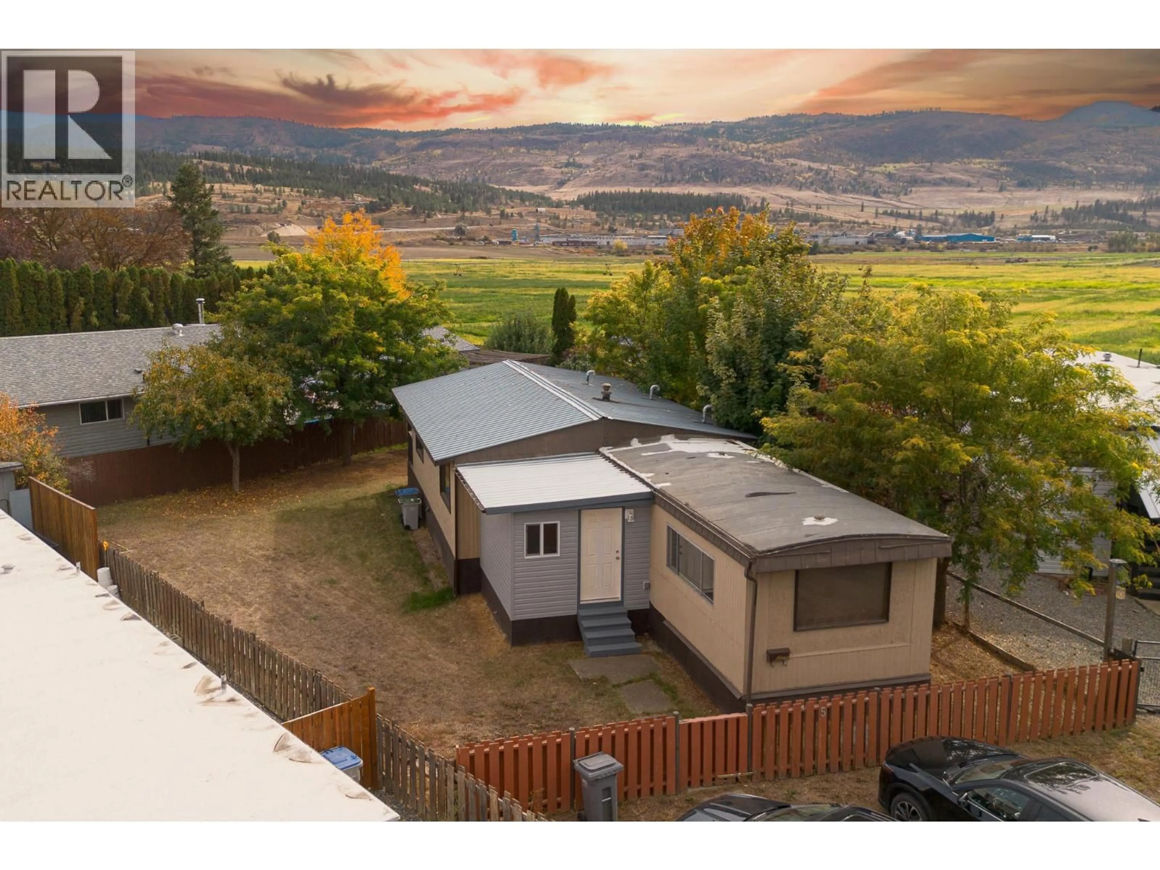 A pic from outside/outdoor area/front of a property/back of a property/a pic from drone, mountain view for 5 - 159 ZIRNHELT ROAD, Kamloops British Columbia V2H0B3