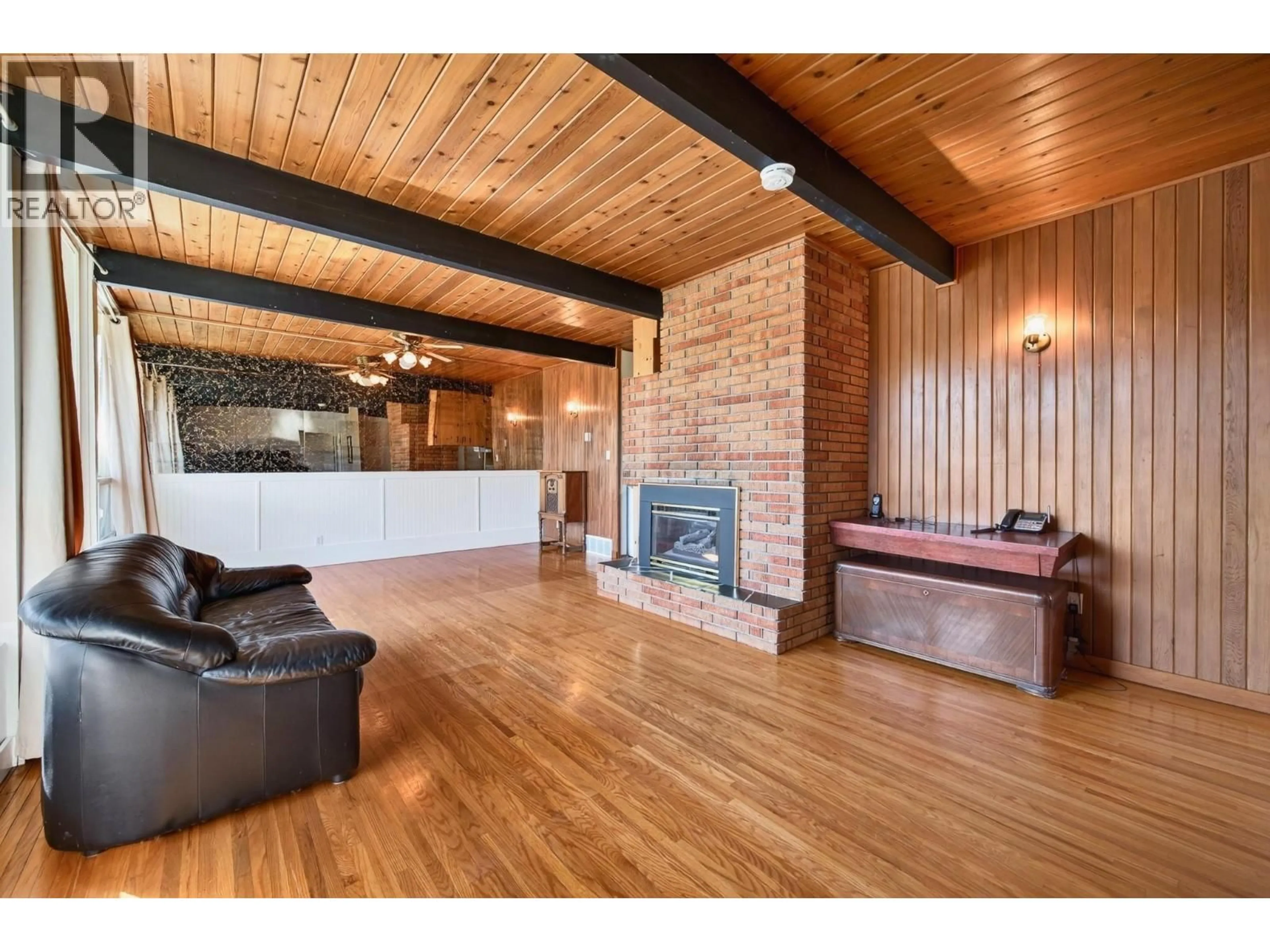Unknown for 1020 SOUTHILL STREET, Kamloops British Columbia V2B5M3