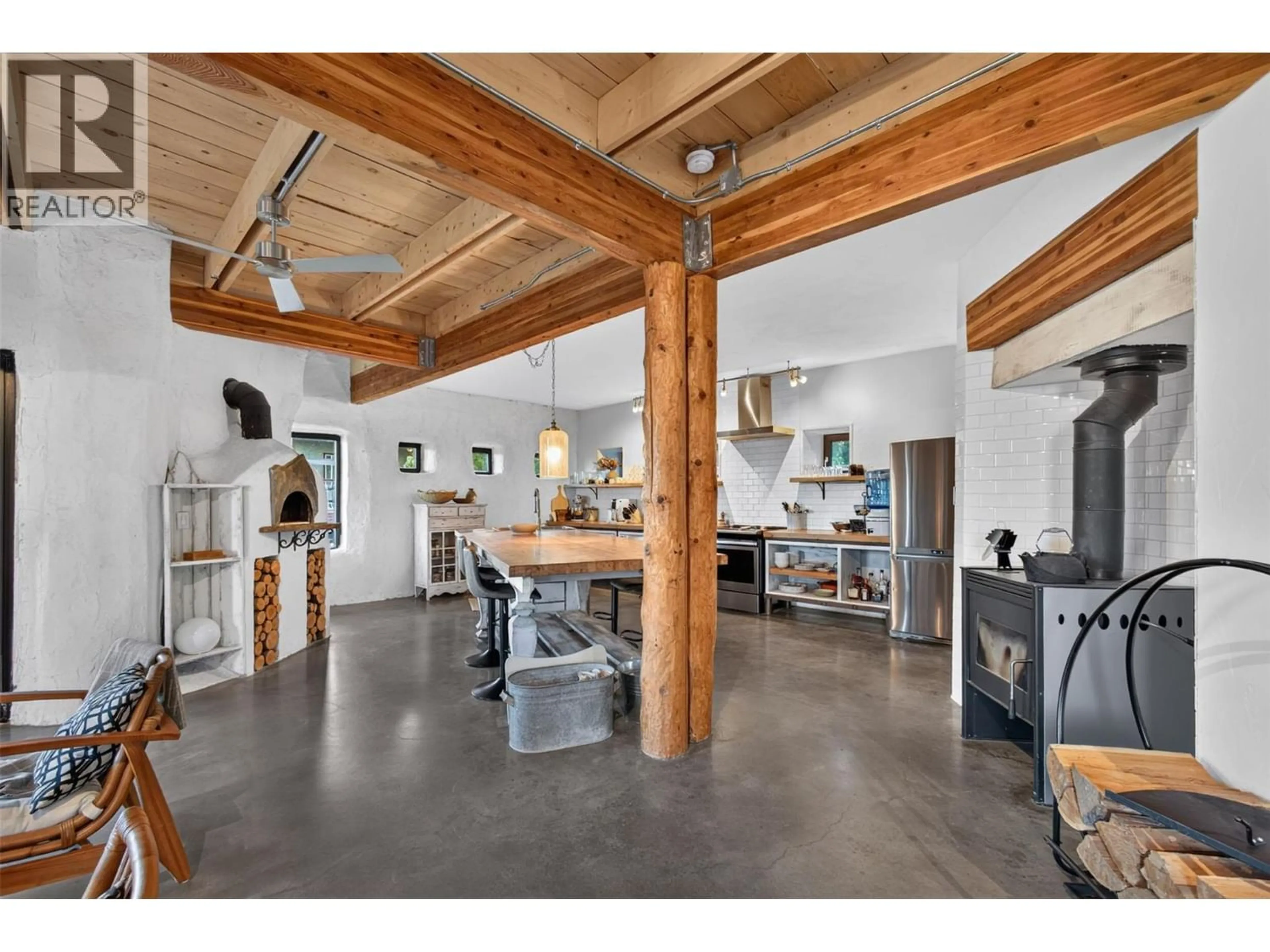 Unknown for 6226 SANDERSON AVENUE, Peachland British Columbia V0H1X8