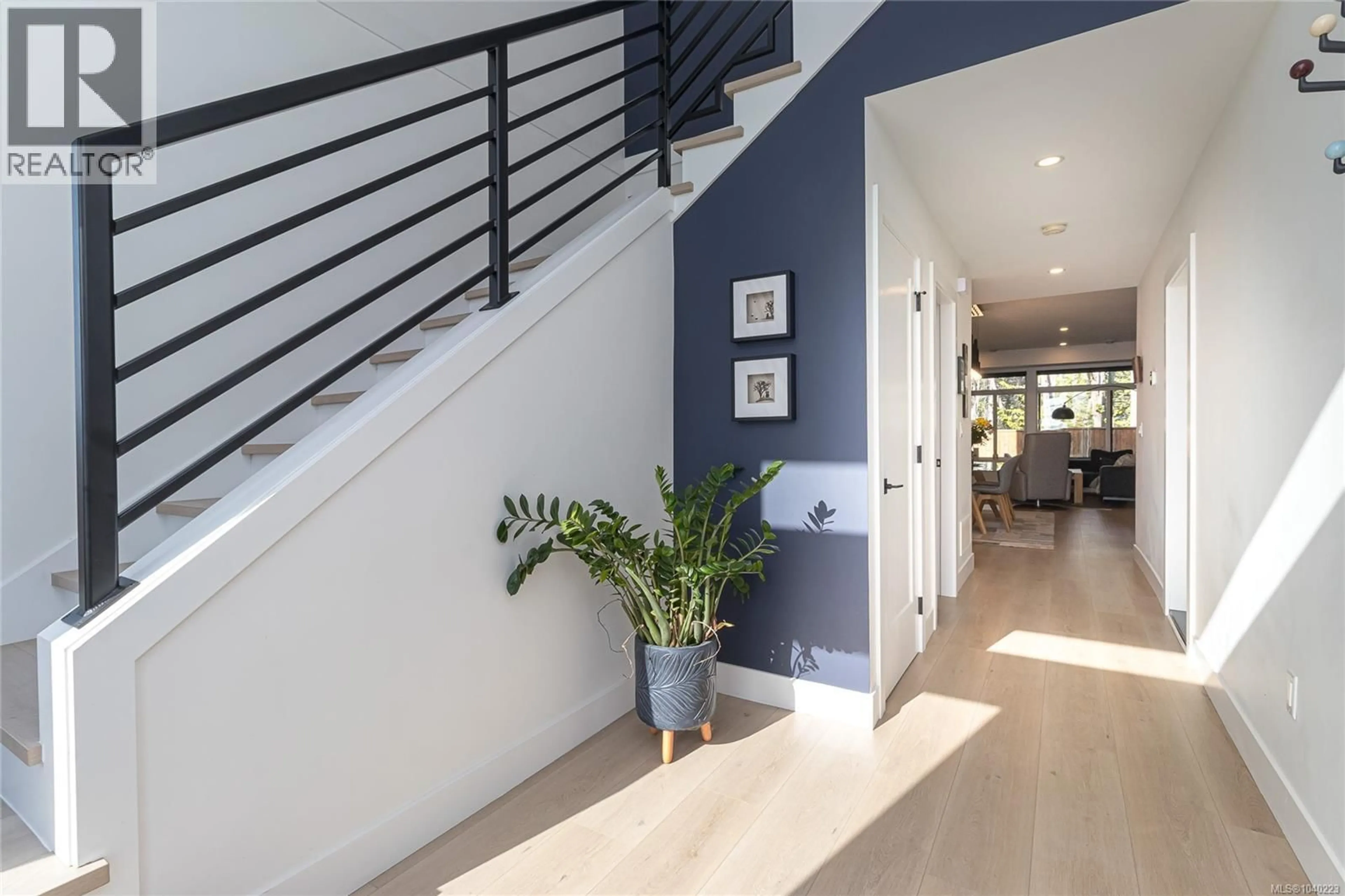 Indoor entryway for 1367 SANDSTONE LANE, Langford British Columbia V9B7A2