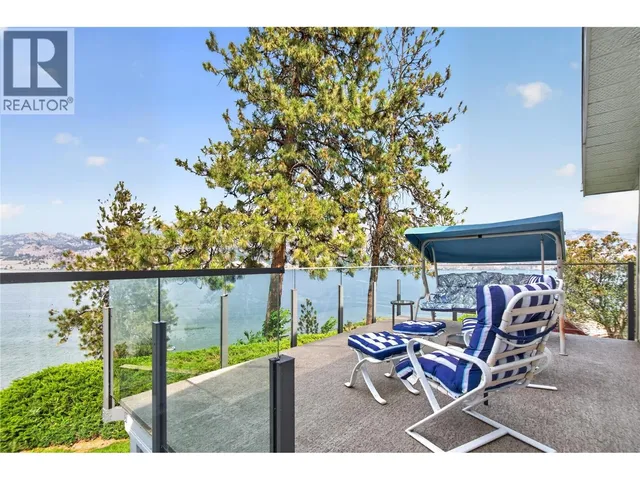 131 CEDAR AVENUE, Kaleden 4