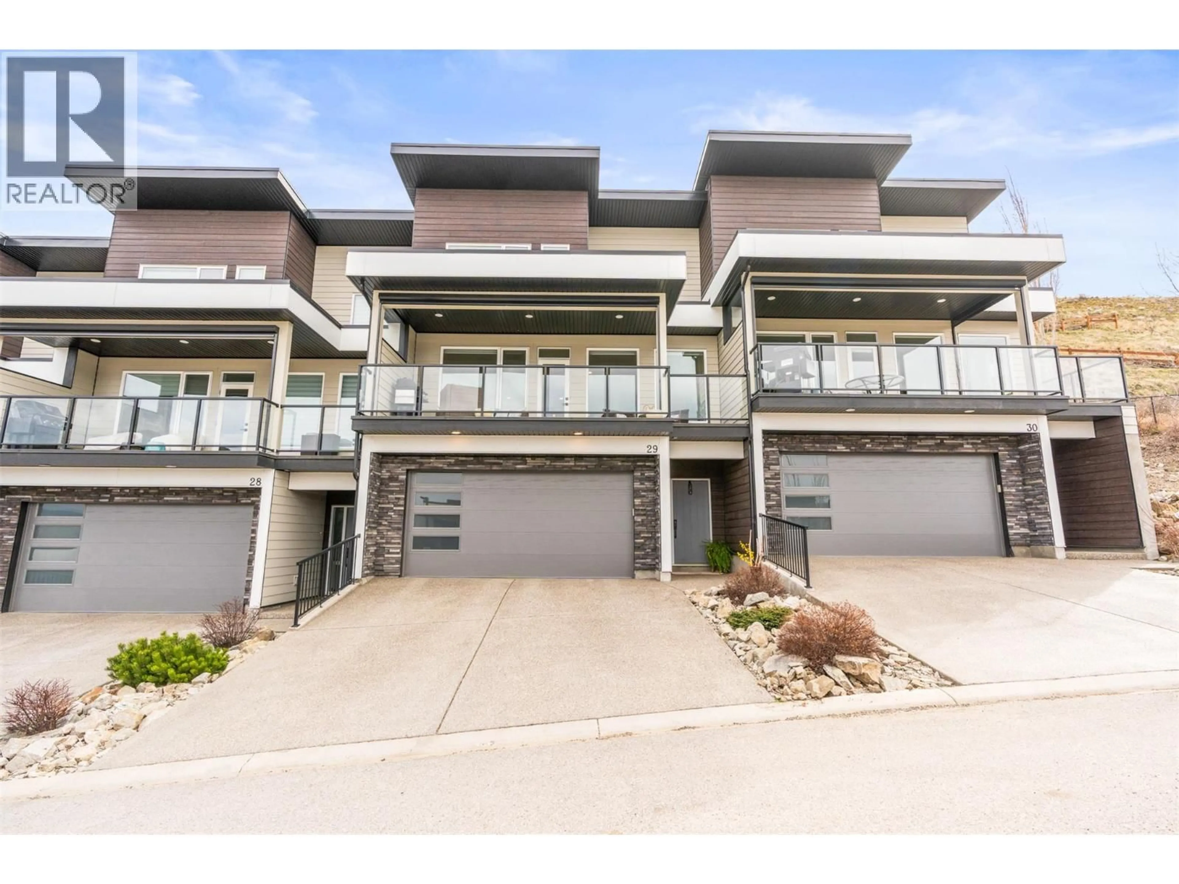A pic from outside/outdoor area/front of a property/back of a property/a pic from drone, street for 29 - 1000 MT ROBSON PLACE, Vernon British Columbia V1B4G2