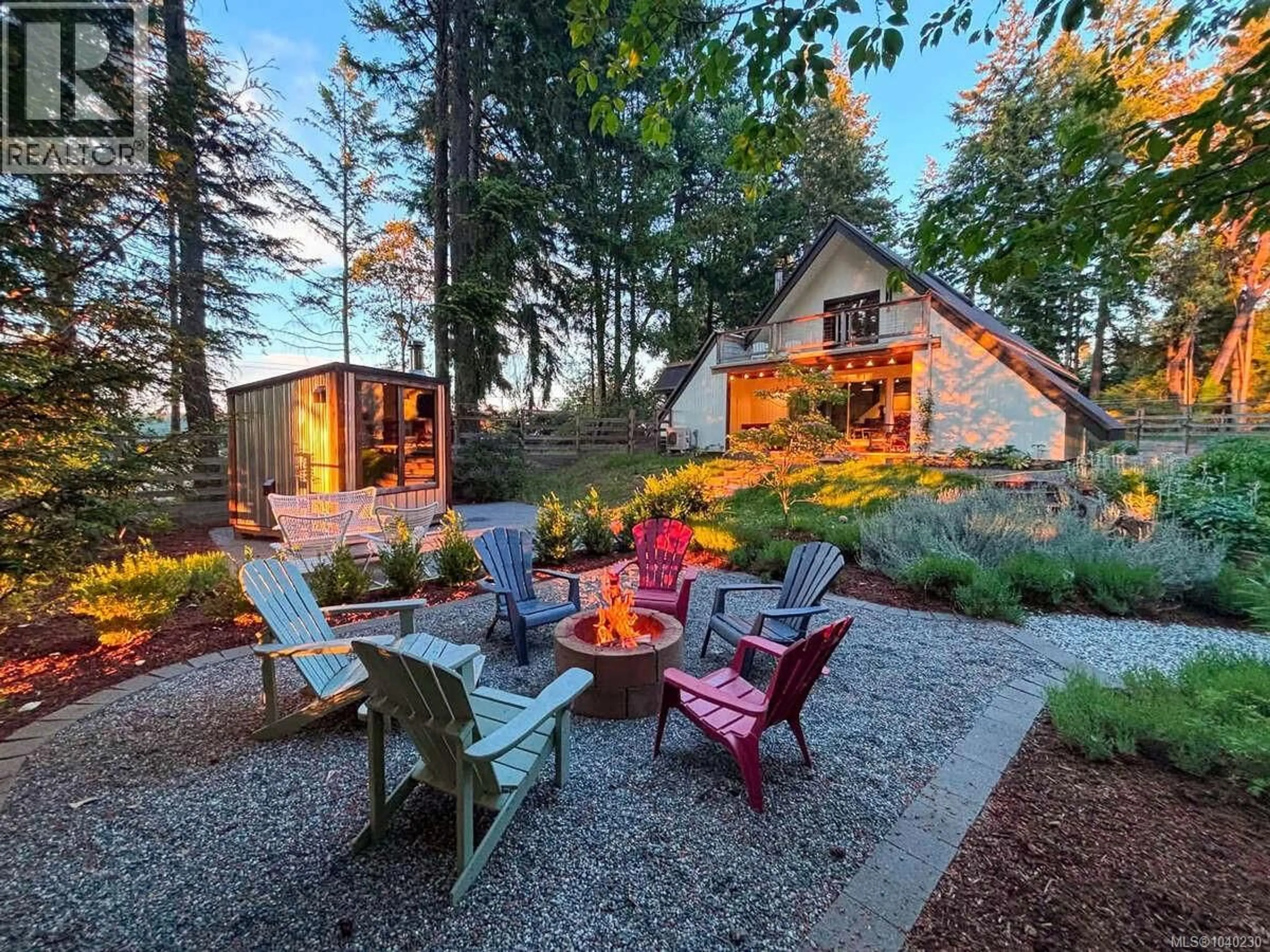 Patio, unknown for 261 MOBRAE AVENUE, Salt Spring British Columbia V8K1J7