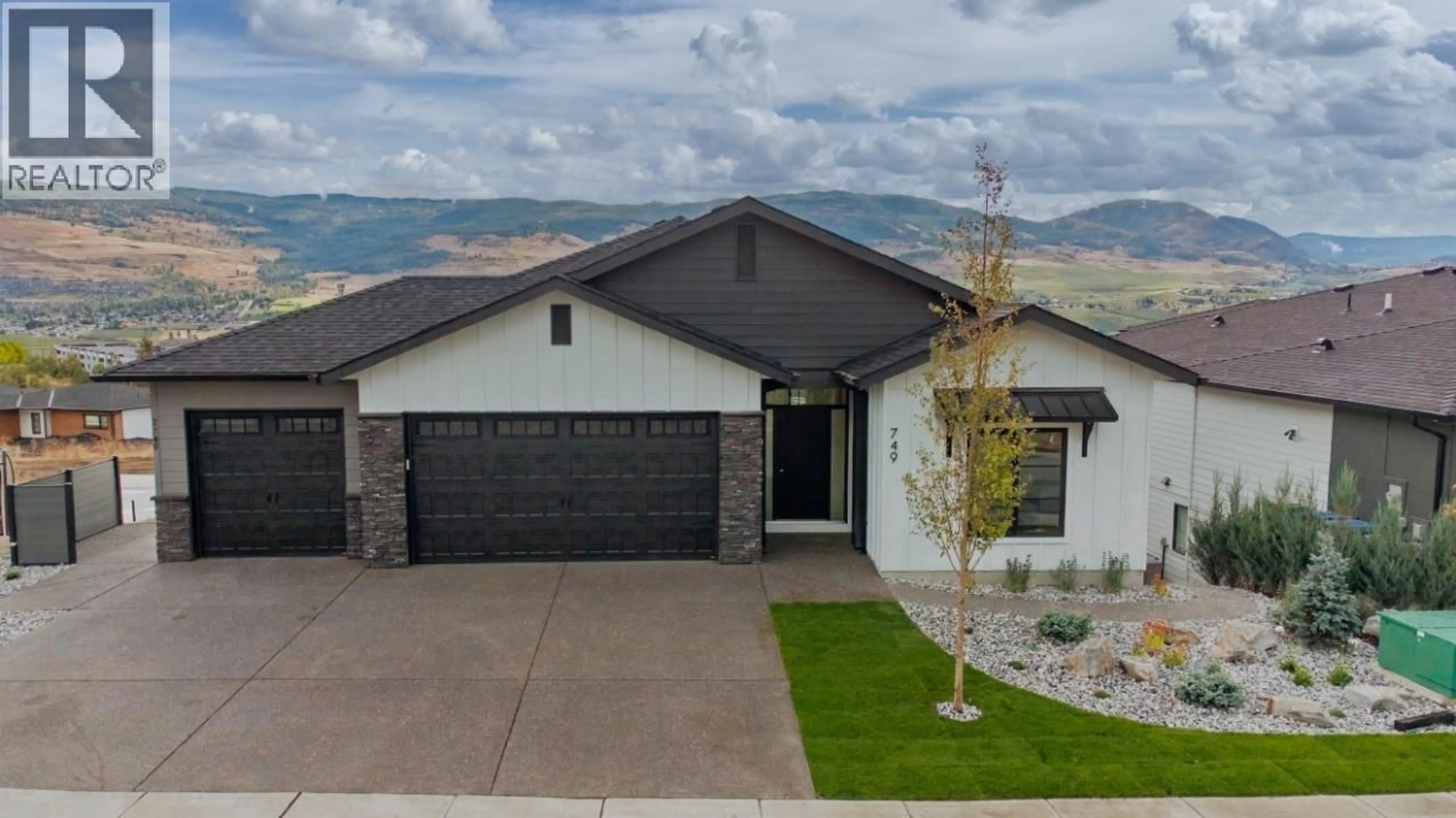 Unknown for 749 CARLETON STREET, Kelowna British Columbia V1V0A8