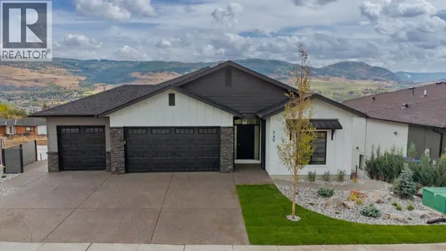 749 CARLETON STREET, Kelowna 4
