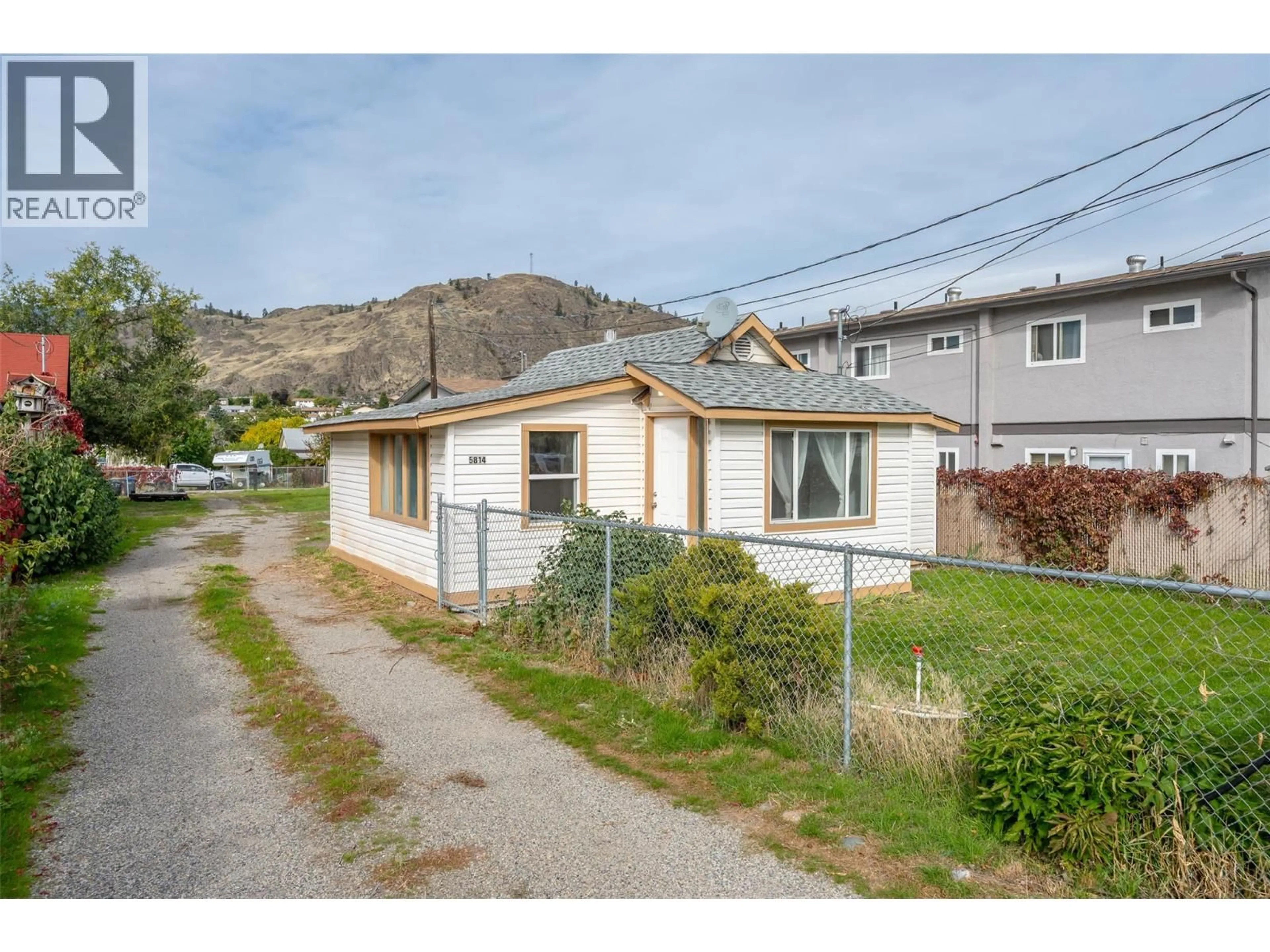 Unknown for 5814 MAIN STREET, Oliver British Columbia V0H1T9