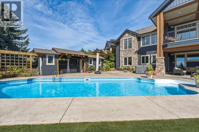 2009 APEX COURT, Vernon 5