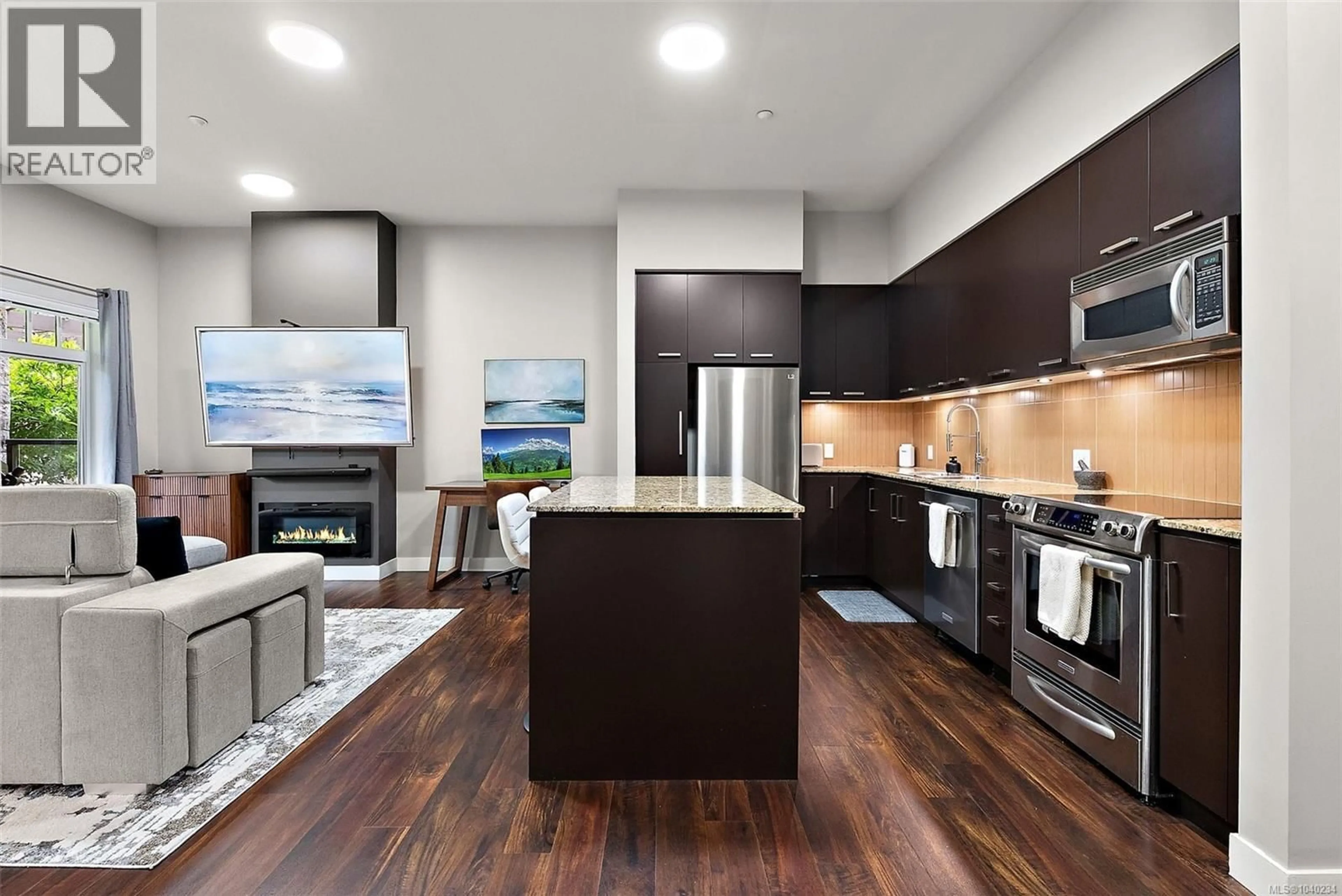 Open concept kitchen, unknown for 120 - 1375 BEAR MOUNTAIN PARKWAY, Langford British Columbia V9B0C9