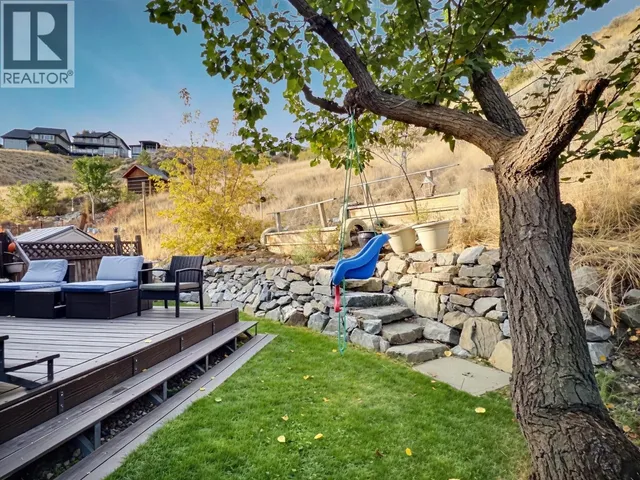 871 MCQUEEN DRIVE, Kamloops 2