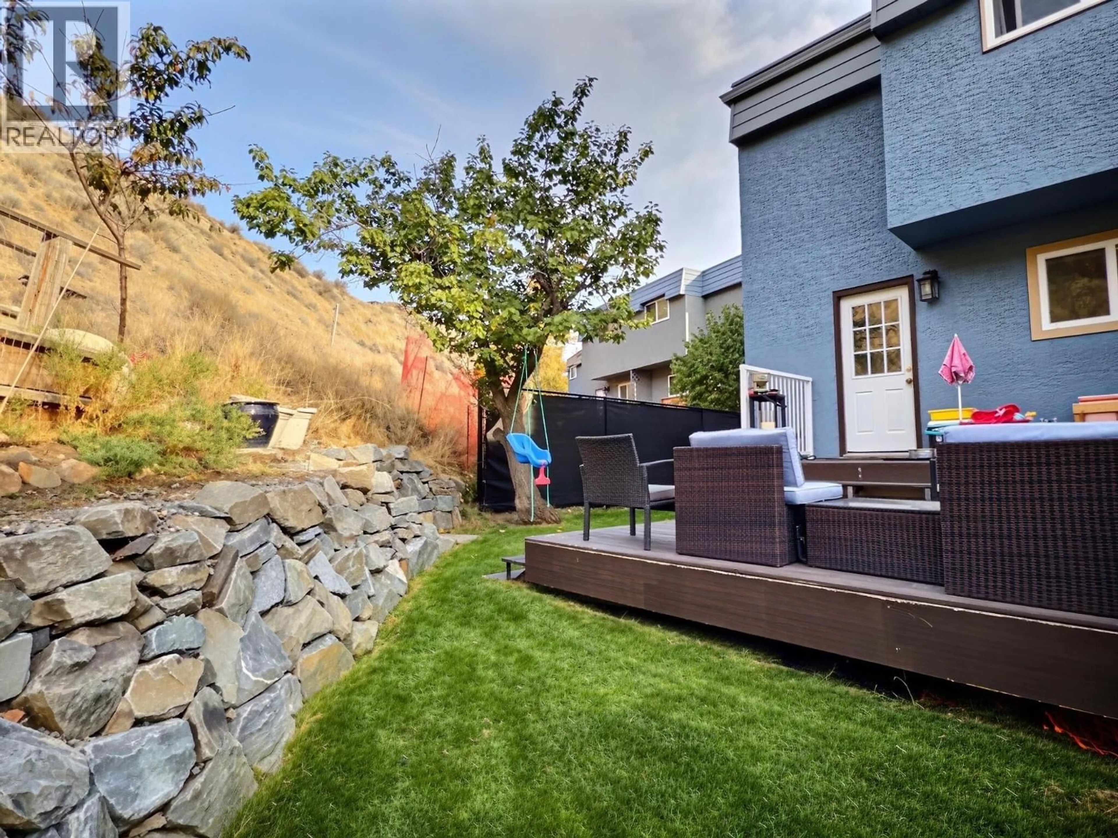 Patio, street for 871 MCQUEEN DRIVE, Kamloops British Columbia V2B7X8