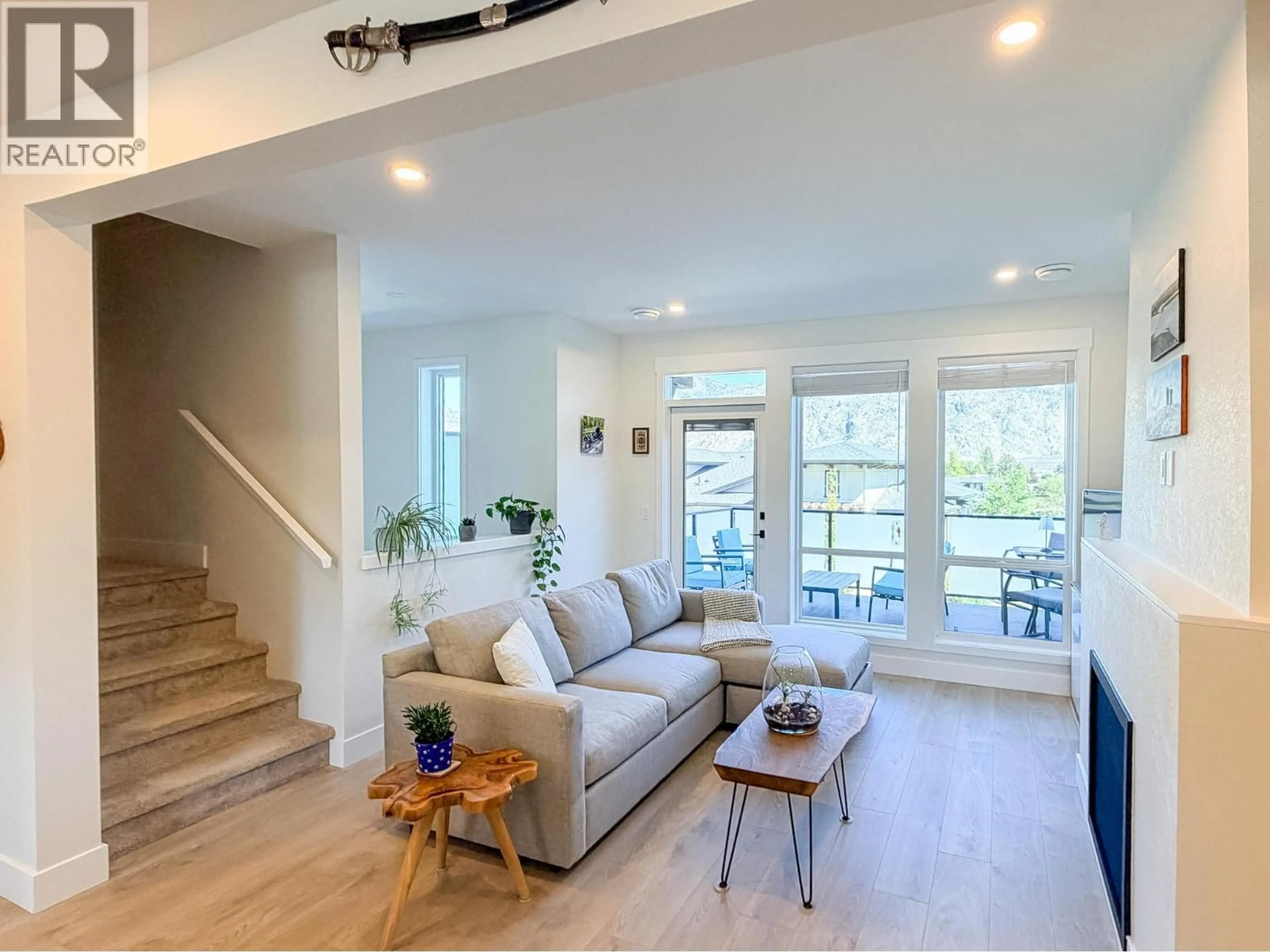 Living room with furniture, unknown for 36 - 8000 VEDETTE DRIVE, Osoyoos British Columbia V0H1V2