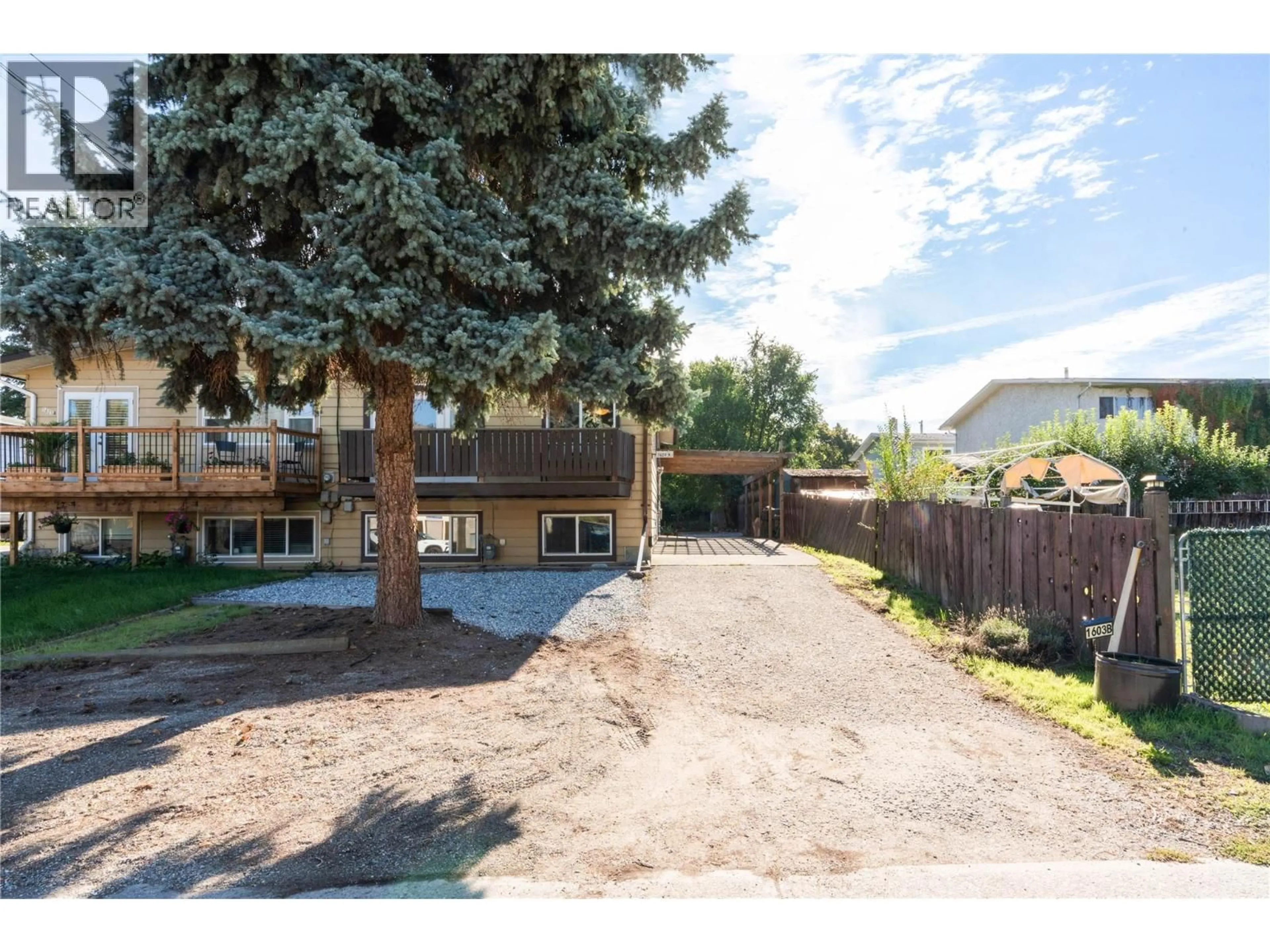 A pic from outside/outdoor area/front of a property/back of a property/a pic from drone, street for 1603B 45TH STREET, Vernon British Columbia V1T7P9