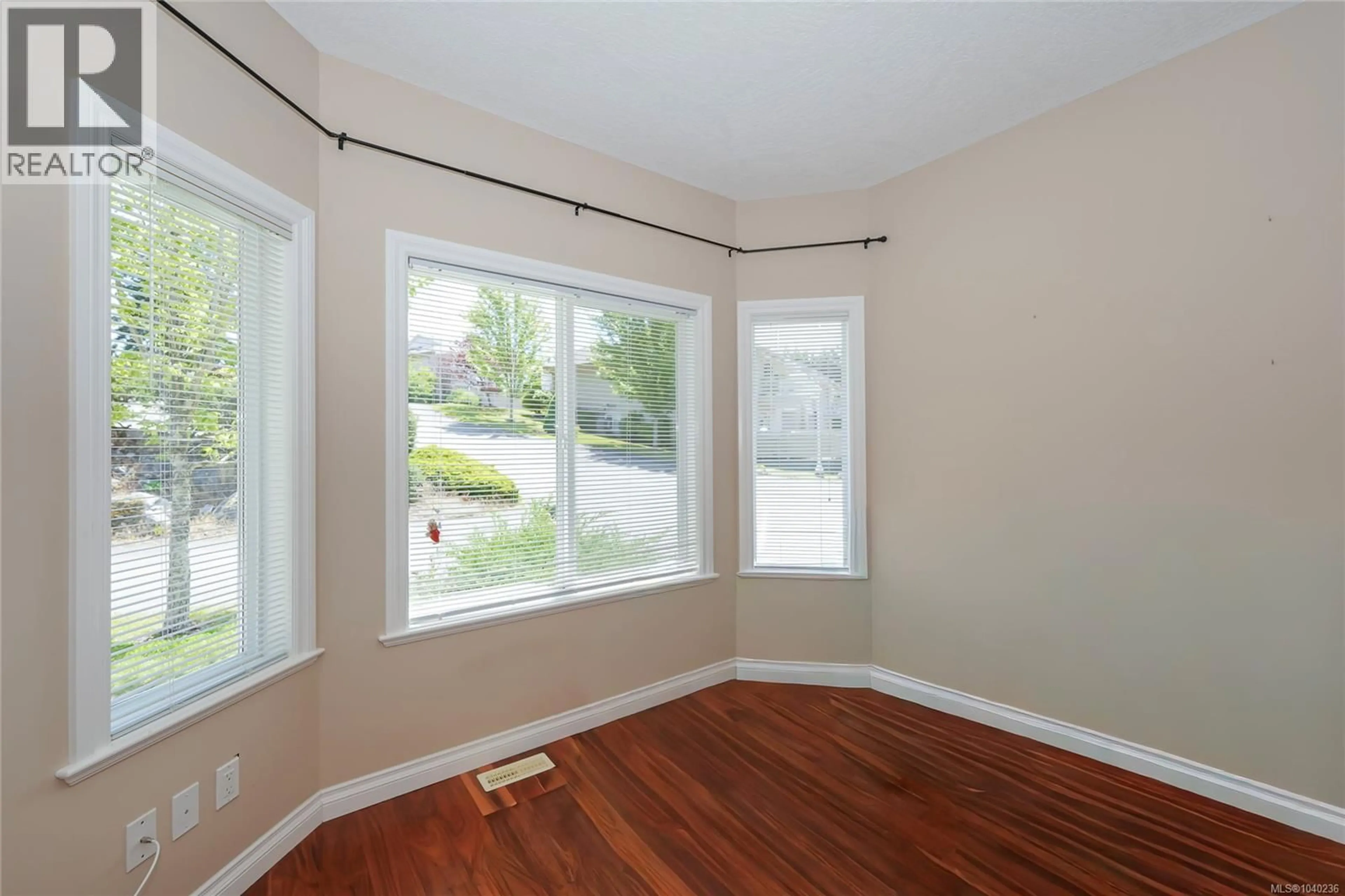 A pic of a room for 54 - 1150 WALKEM ROAD, Ladysmith British Columbia V9G1S1