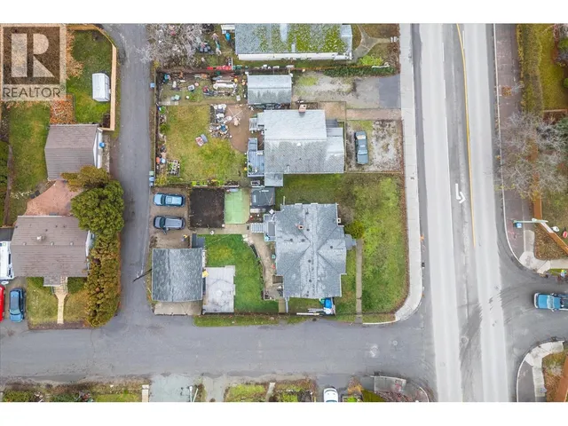 2415 PANDOSY STREET, Kelowna 3