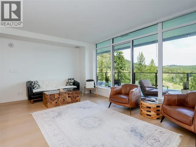 914 - 2000 HANNINGTON ROAD, Langford 4