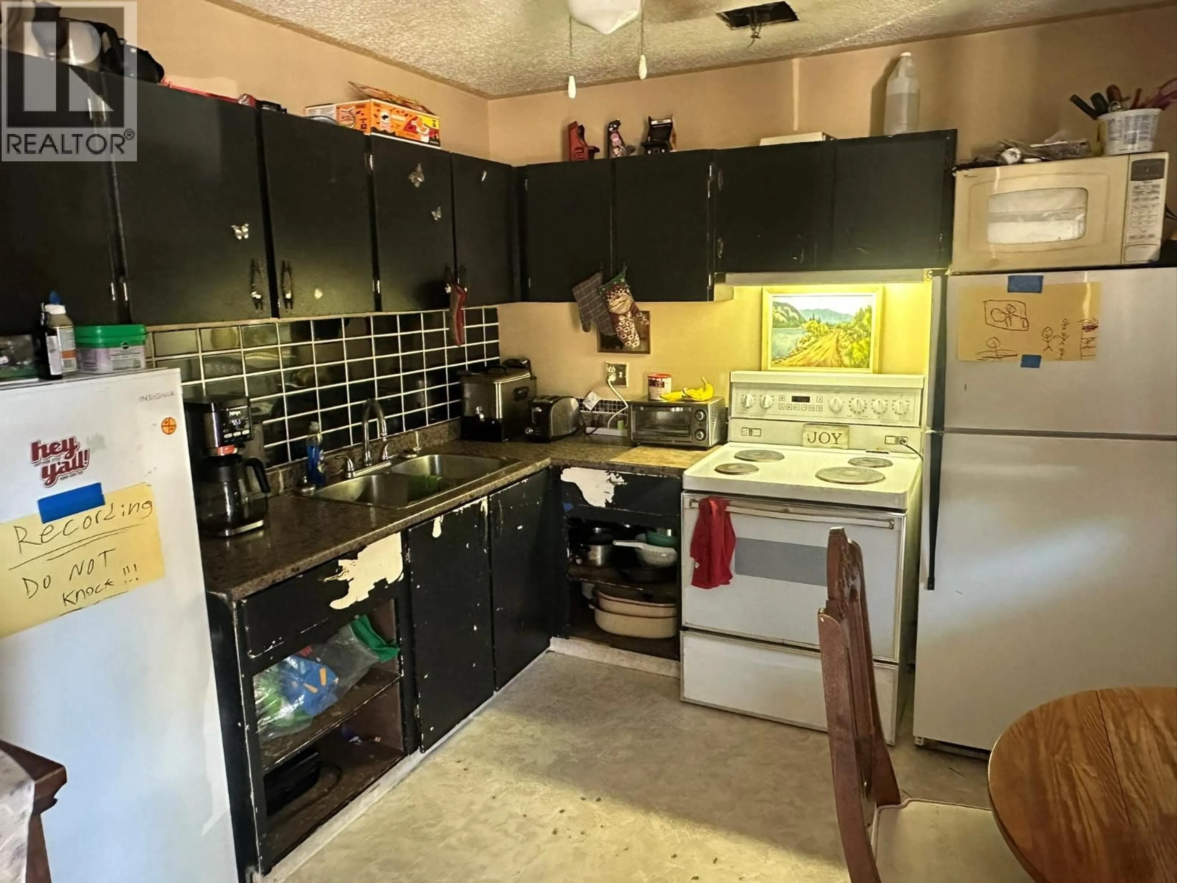 Standard kitchen, unknown for 101 - 3710 24 AVENUE, Vernon British Columbia V1T1L9