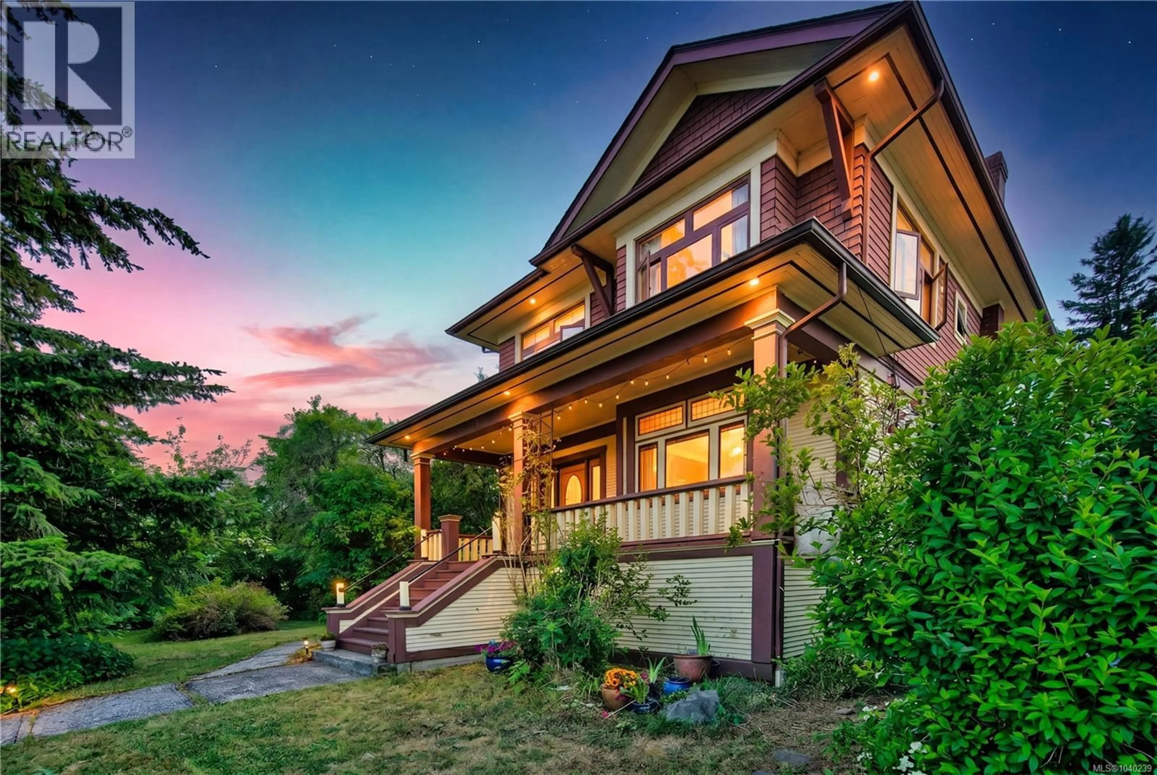 Home with vinyl exterior material, unknown for 115 MACHLEARY STREET, Nanaimo British Columbia V9R2G5