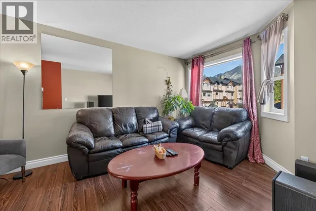 711 - 200 BLACK FOREST TRAIL, Invermere 4