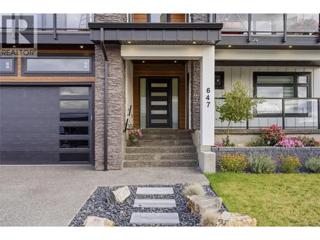 647 DEANS DRIVE, Kelowna 3