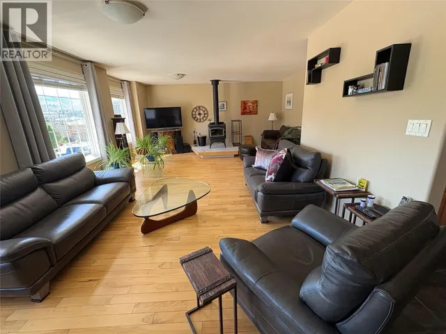 6940 CABERNET PLACE, Oliver 3