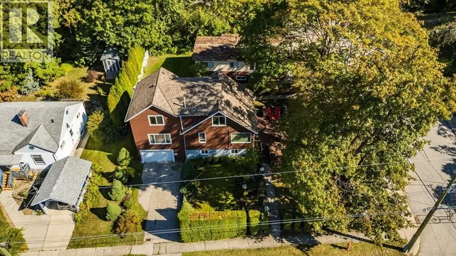904 FIFTH STREET, Nelson 2