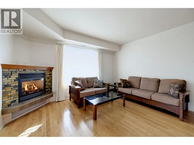 202 - 611 SHUSWAP STREET SOUTHWEST, Salmon Arm 4