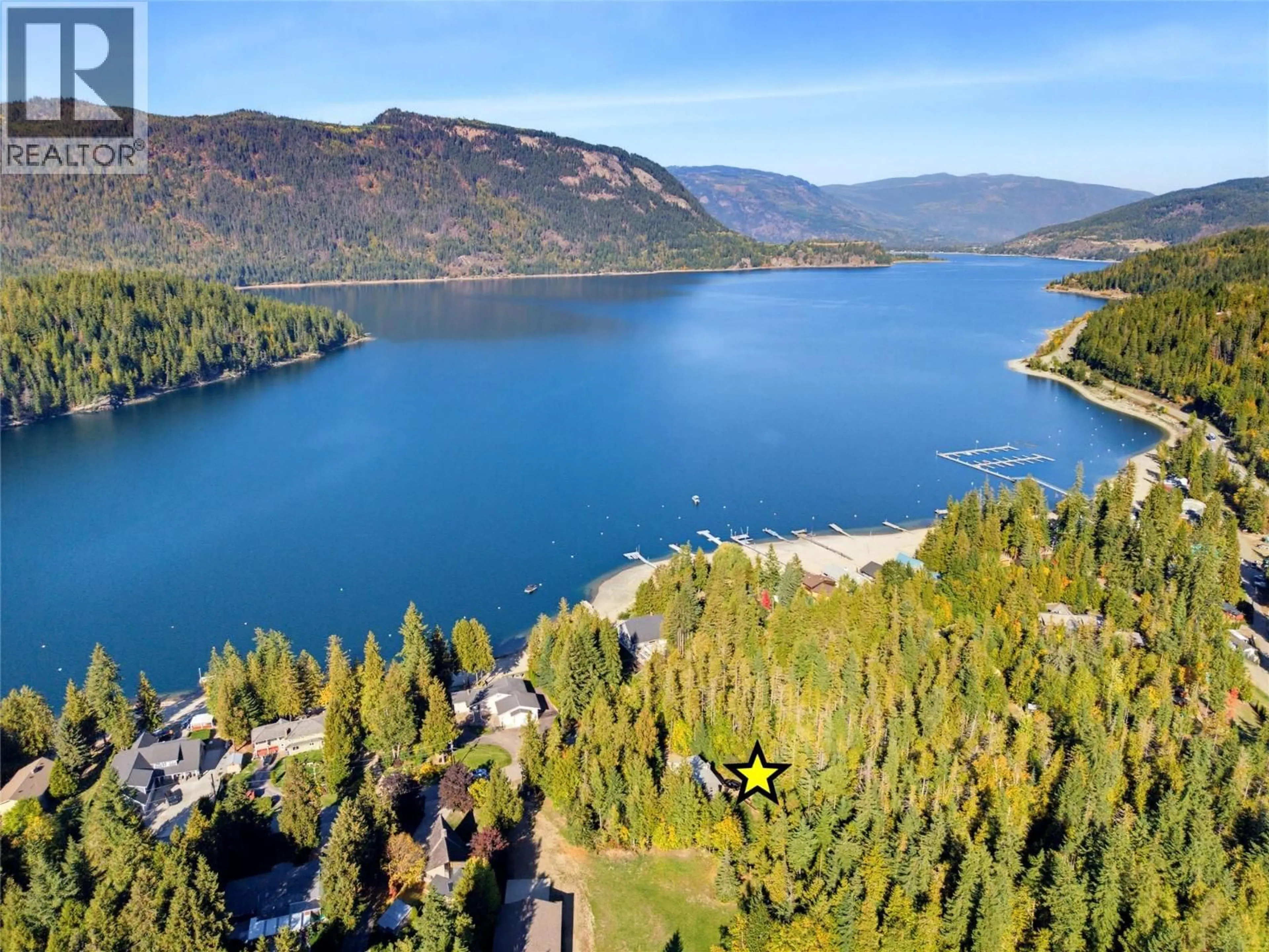 A pic from outside/outdoor area/front of a property/back of a property/a pic from drone, water/lake/river/ocean view for 686 SWANBEACH ROAD, Swansea Point British Columbia V0E2K2