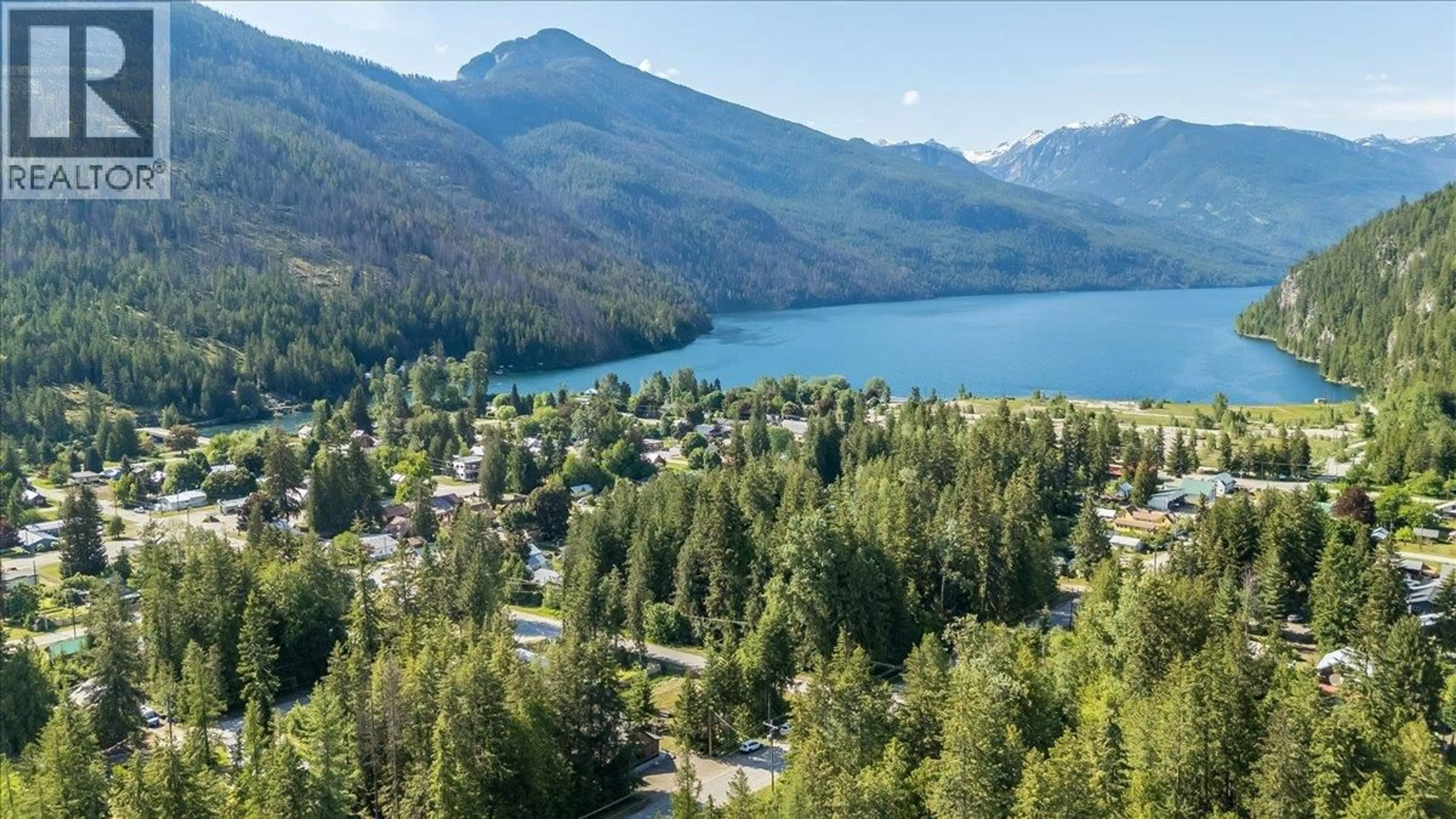 A pic from outside/outdoor area/front of a property/back of a property/a pic from drone, water/lake/river/ocean view for 1112 HUME STREET, Slocan British Columbia V0G2C0