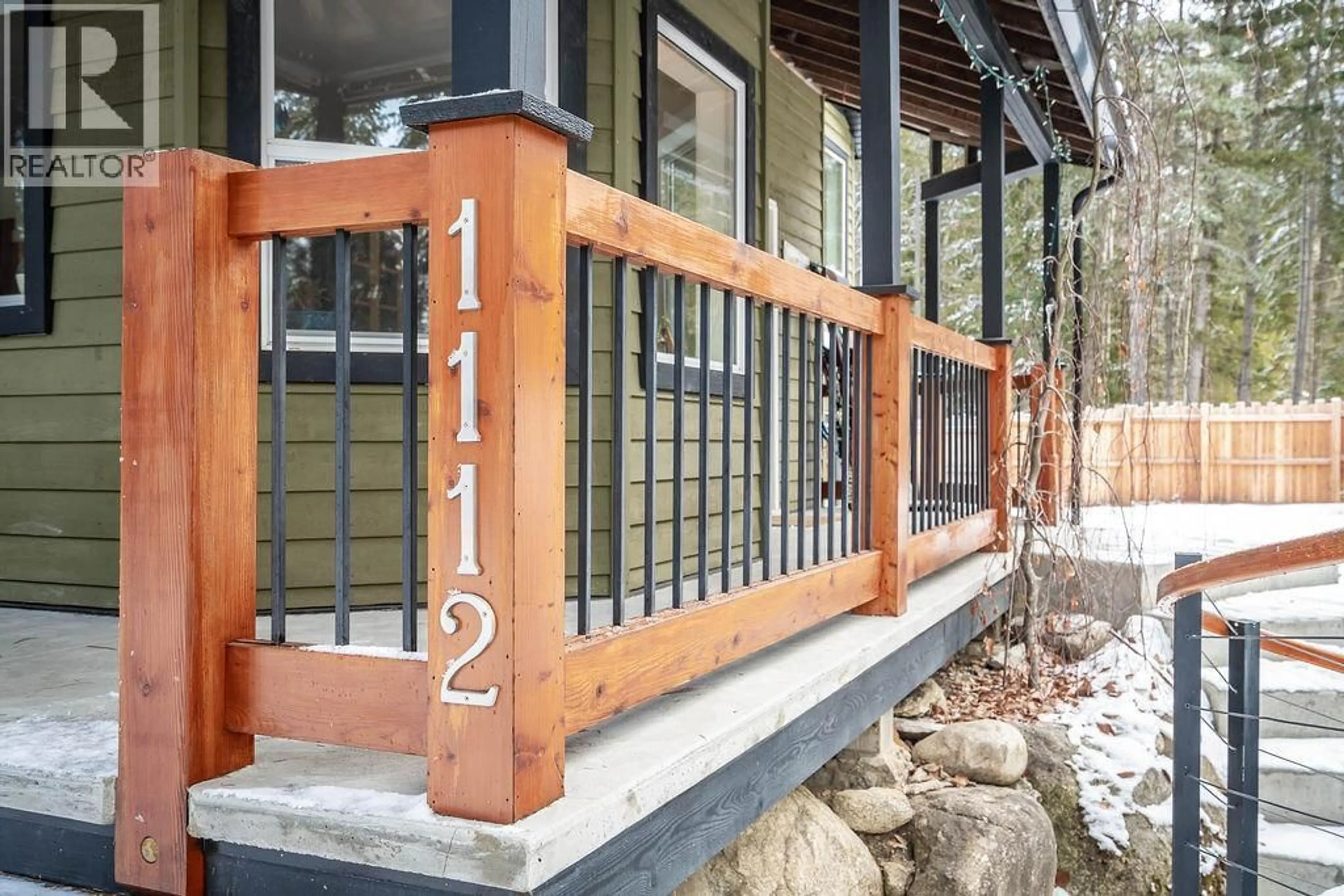 Patio, street for 1112 HUME STREET, Slocan British Columbia V0G2C0