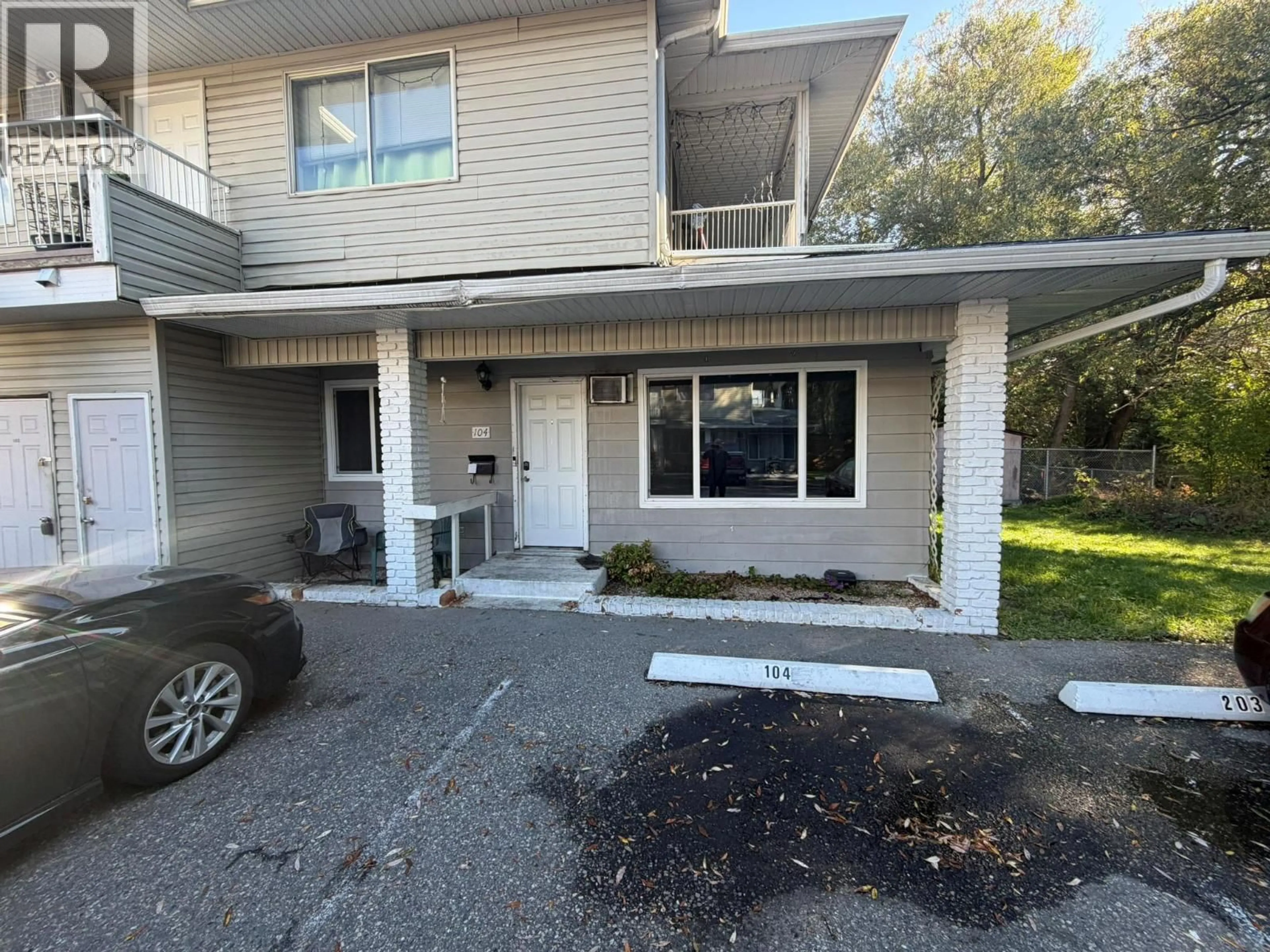 Patio, unknown for 104 - 3710 24 AVENUE, Vernon British Columbia V1T1L9