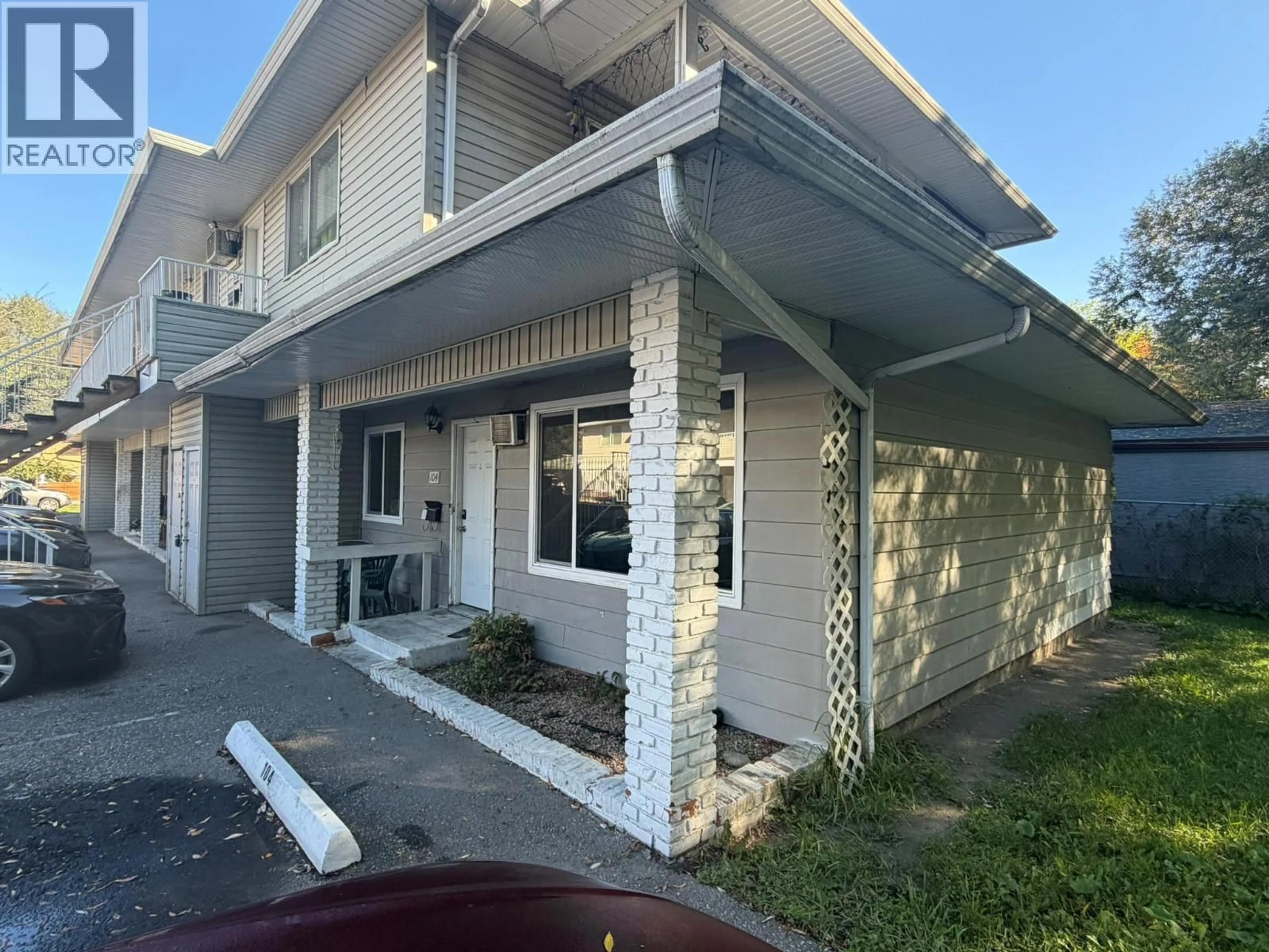 Home with vinyl exterior material, street for 104 - 3710 24 AVENUE, Vernon British Columbia V1T1L9