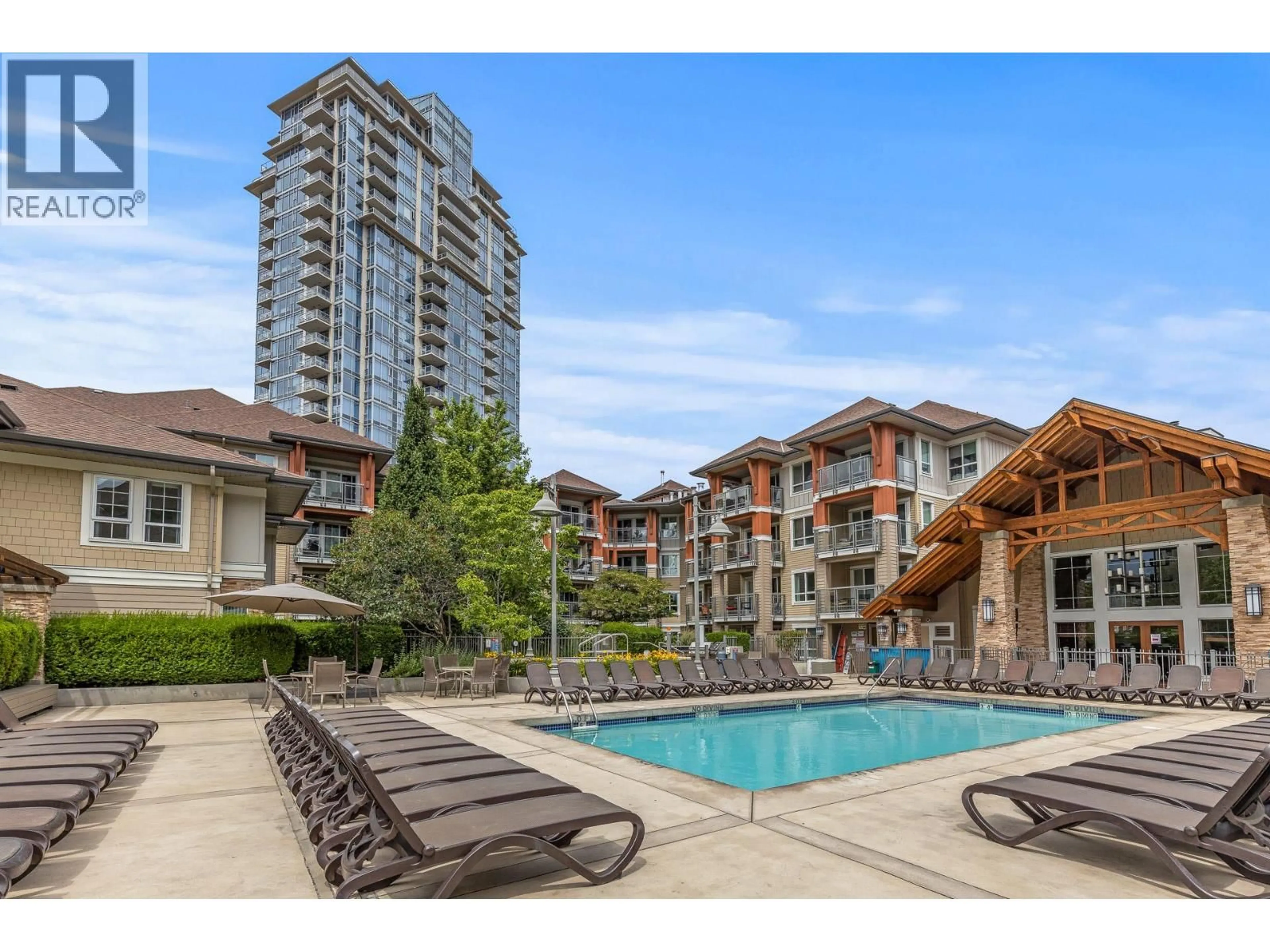 Pool for 211 - 1083 SUNSET DRIVE, Kelowna British Columbia V1Y9Z5
