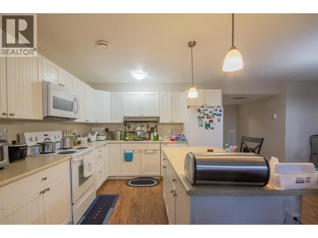 8108 18 STREET, Dawson Creek 2