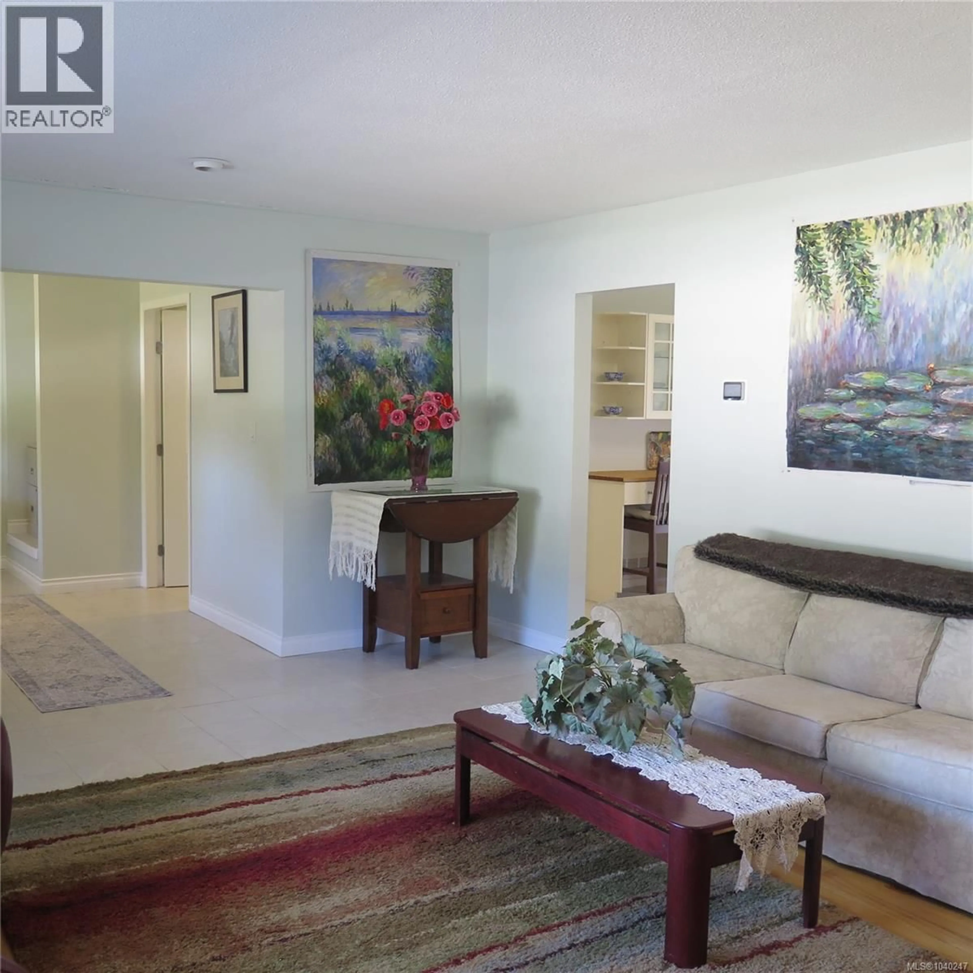 Living room with furniture, unknown for 2128 THOMAS PARK DRIVE, Nanaimo British Columbia V9X1K2