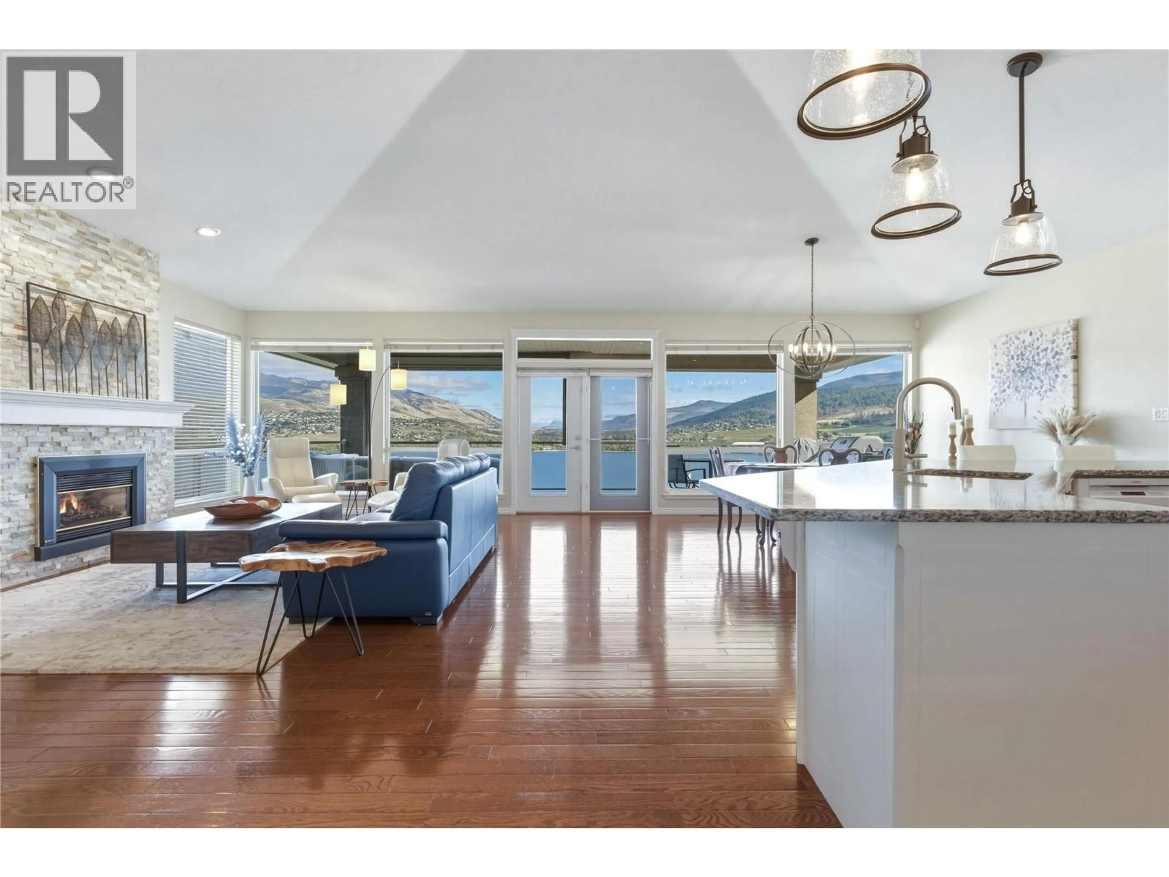 Open concept kitchen, unknown for 3 - 8014 WHITESTONE DRIVE, Coldstream British Columbia V1B3M2