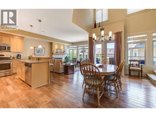 6 - 4356 BEACH AVENUE, Peachland 5
