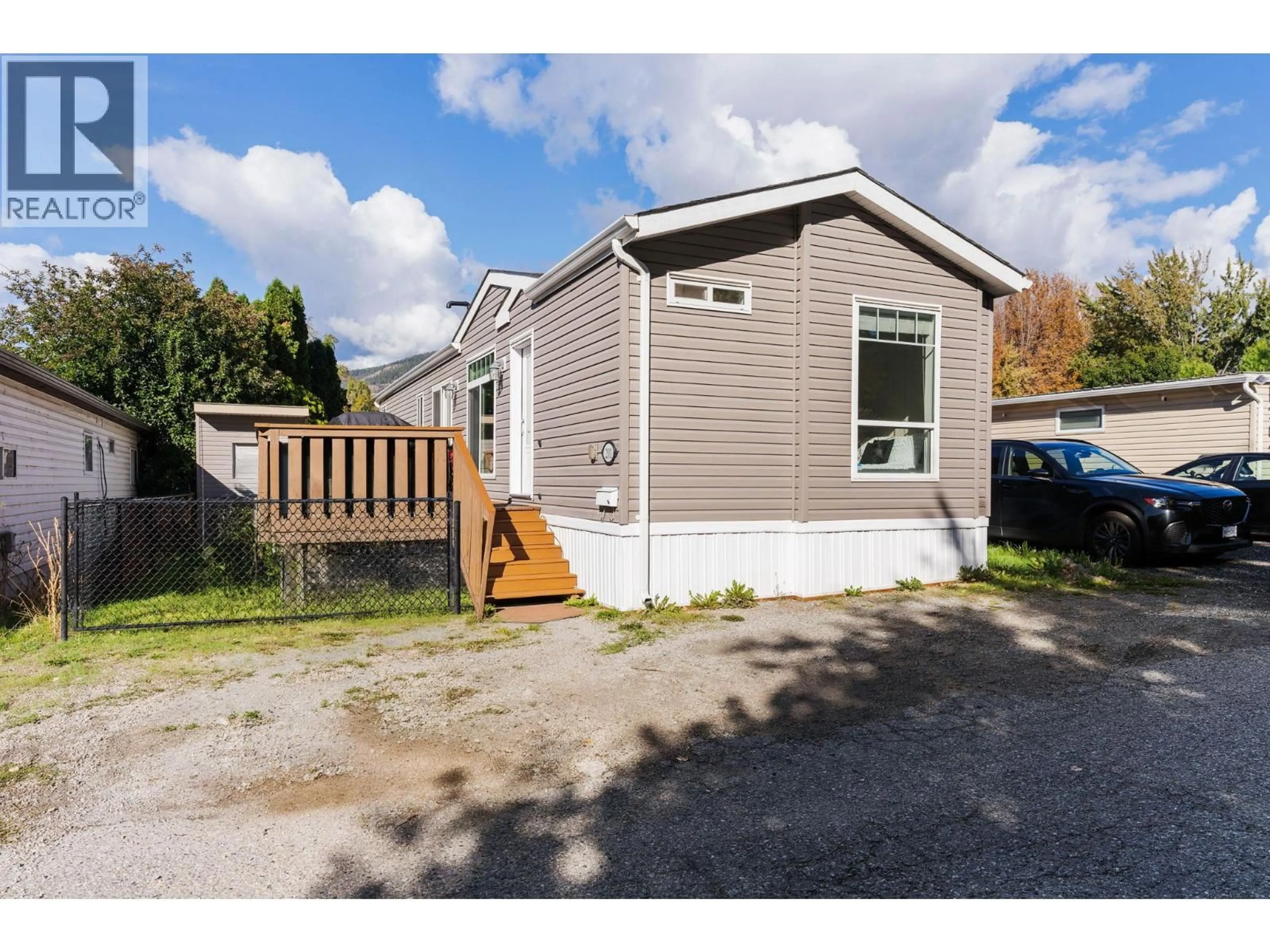 Unknown for 201 - 1699 ROSS ROAD, West Kelowna British Columbia V1Z1L8