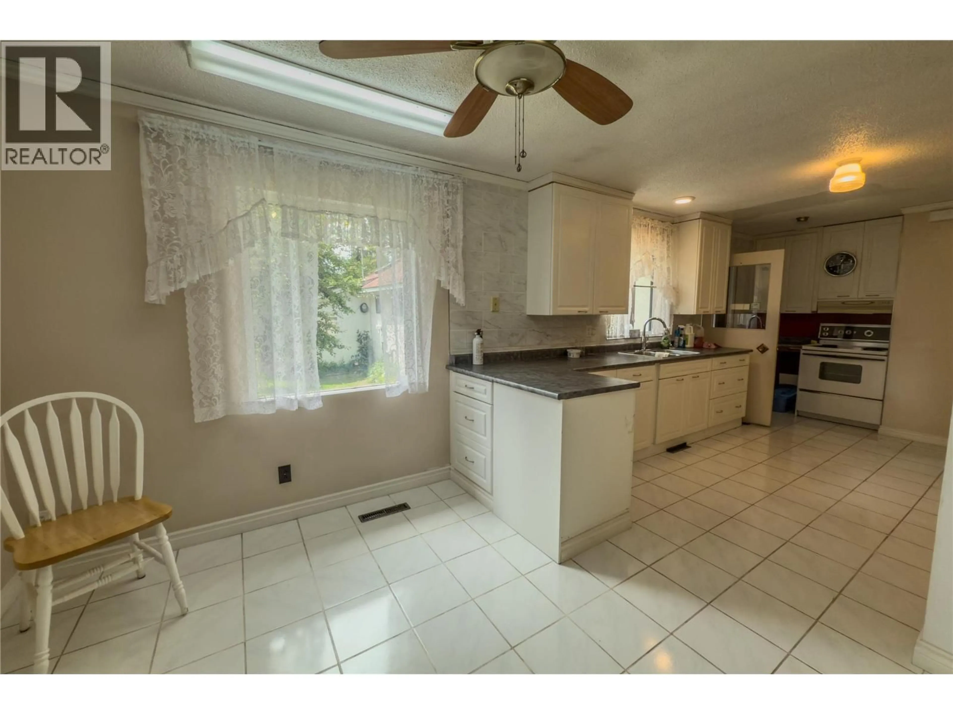 Unknown for 1691 OBERG JOHNSON ROAD, Golden British Columbia V0A1H1